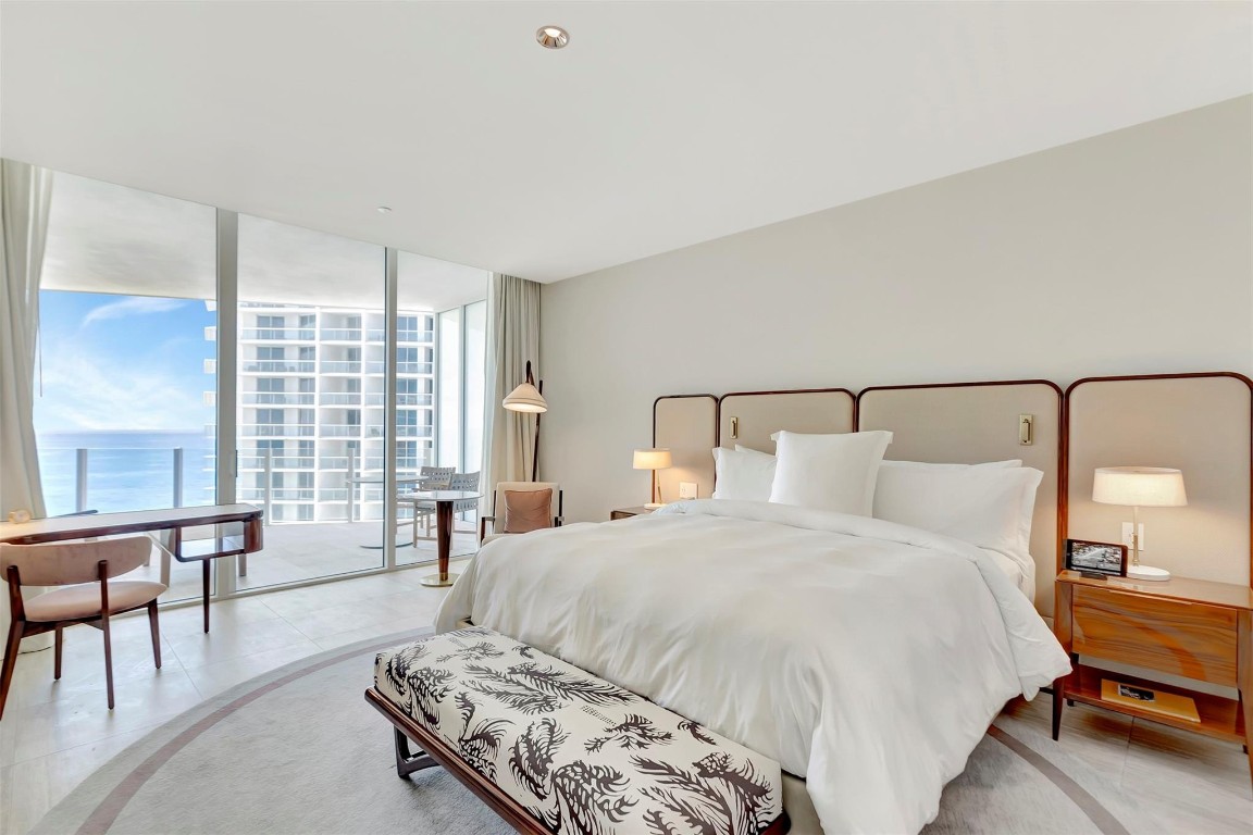 525 N Fort Lauderdale Bch #1705 Fort Lauderdale, FL 33304