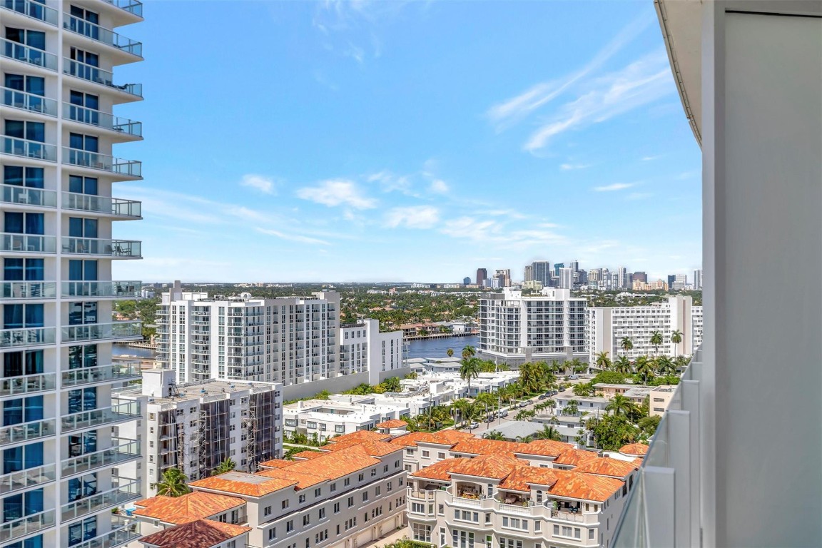 525 N Fort Lauderdale Bch #1705 Fort Lauderdale, FL 33304