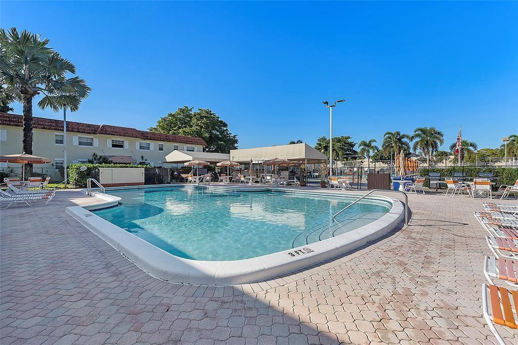 375 SW 56th #116 Margate, FL 33068