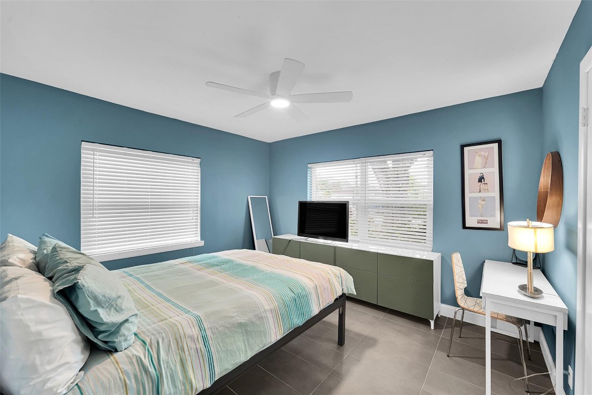 1224 NE 12th Fort Lauderdale, FL 33304