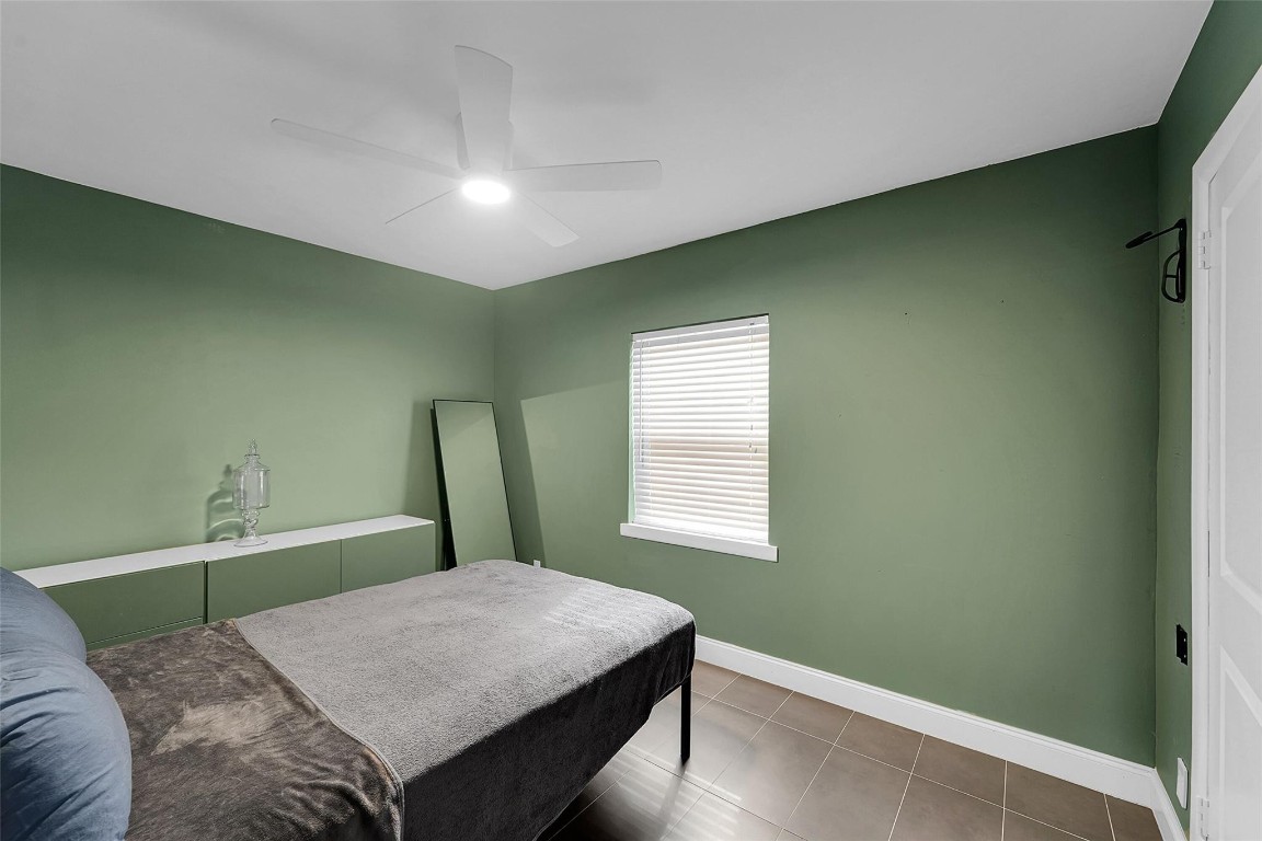 1224 NE 12th Fort Lauderdale, FL 33304