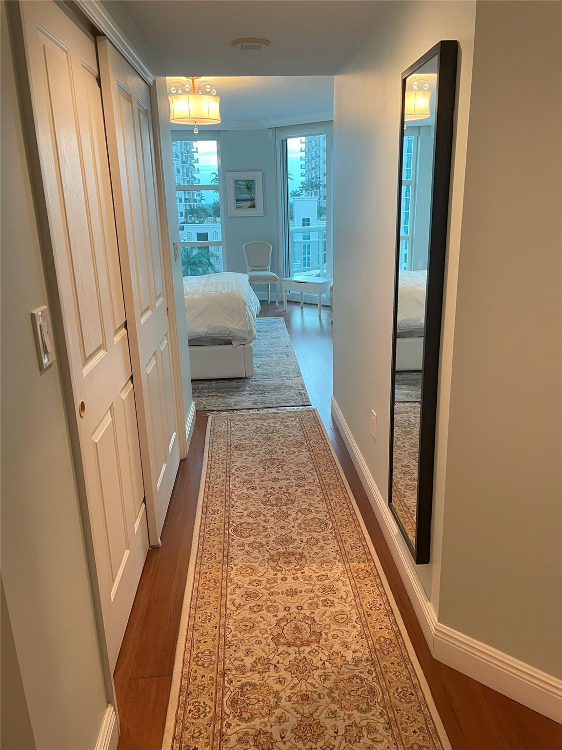 401 SW 4th #906 Fort Lauderdale, FL 33315