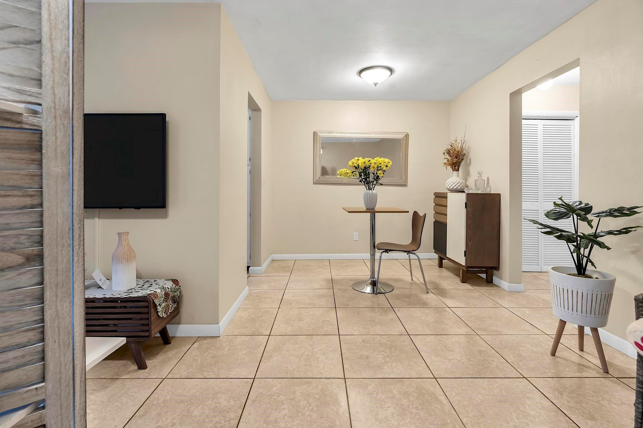 2700 NE 135th #31 North Miami, FL 33181