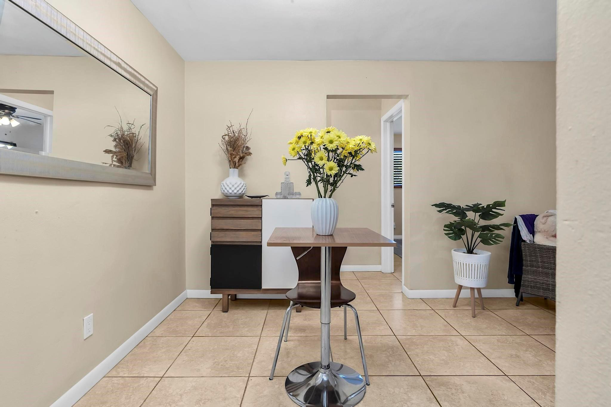 2700 NE 135th #31 North Miami, FL 33181