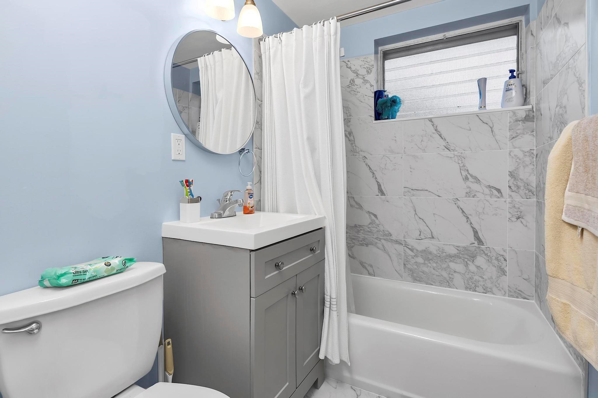 2700 NE 135th #31 North Miami, FL 33181