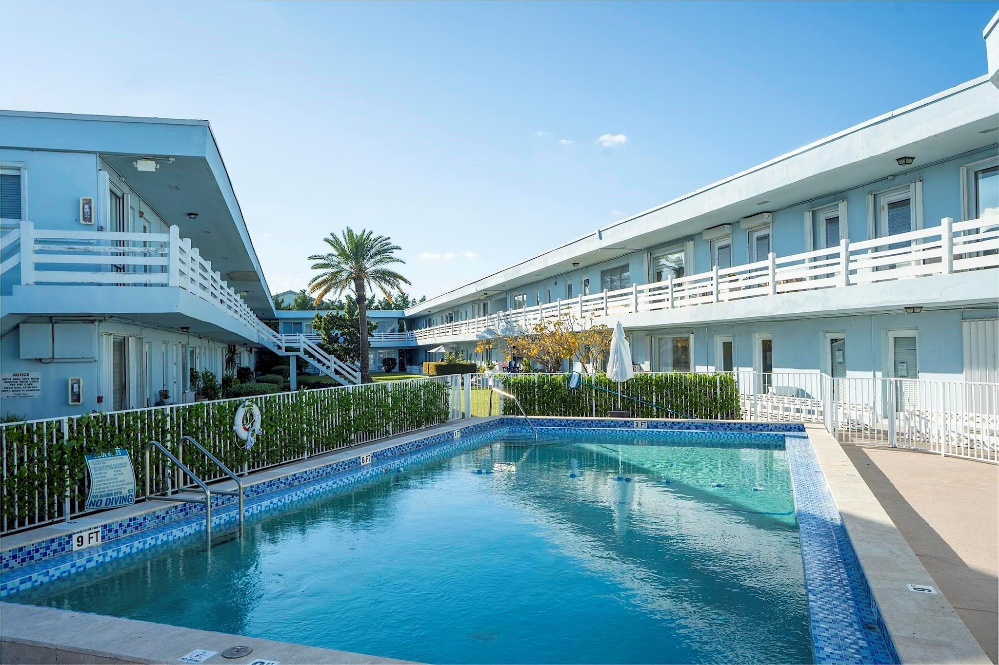 2700 NE 135th #31 North Miami, FL 33181