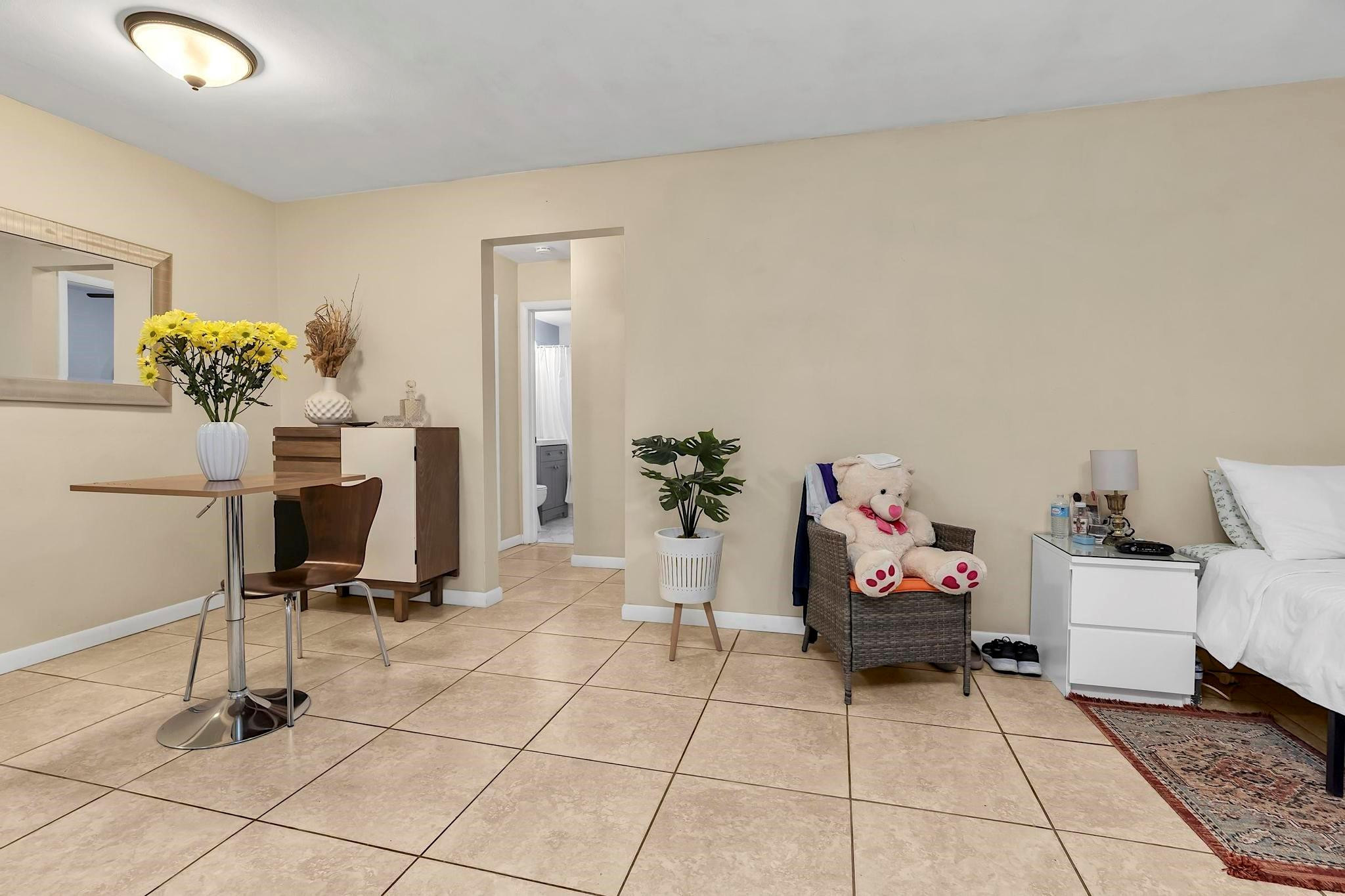 2700 NE 135th #31 North Miami, FL 33181