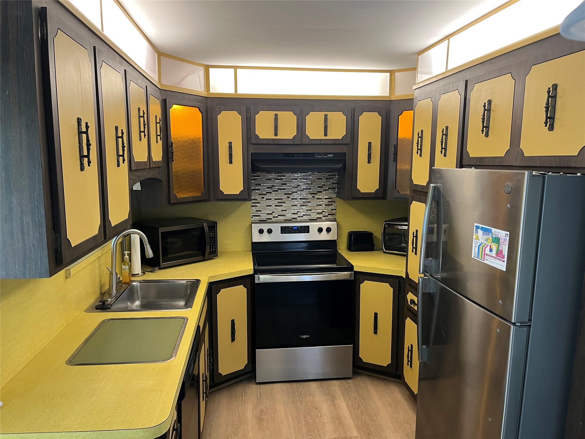 Undisclosed Address Fort Lauderdale, FL 33314