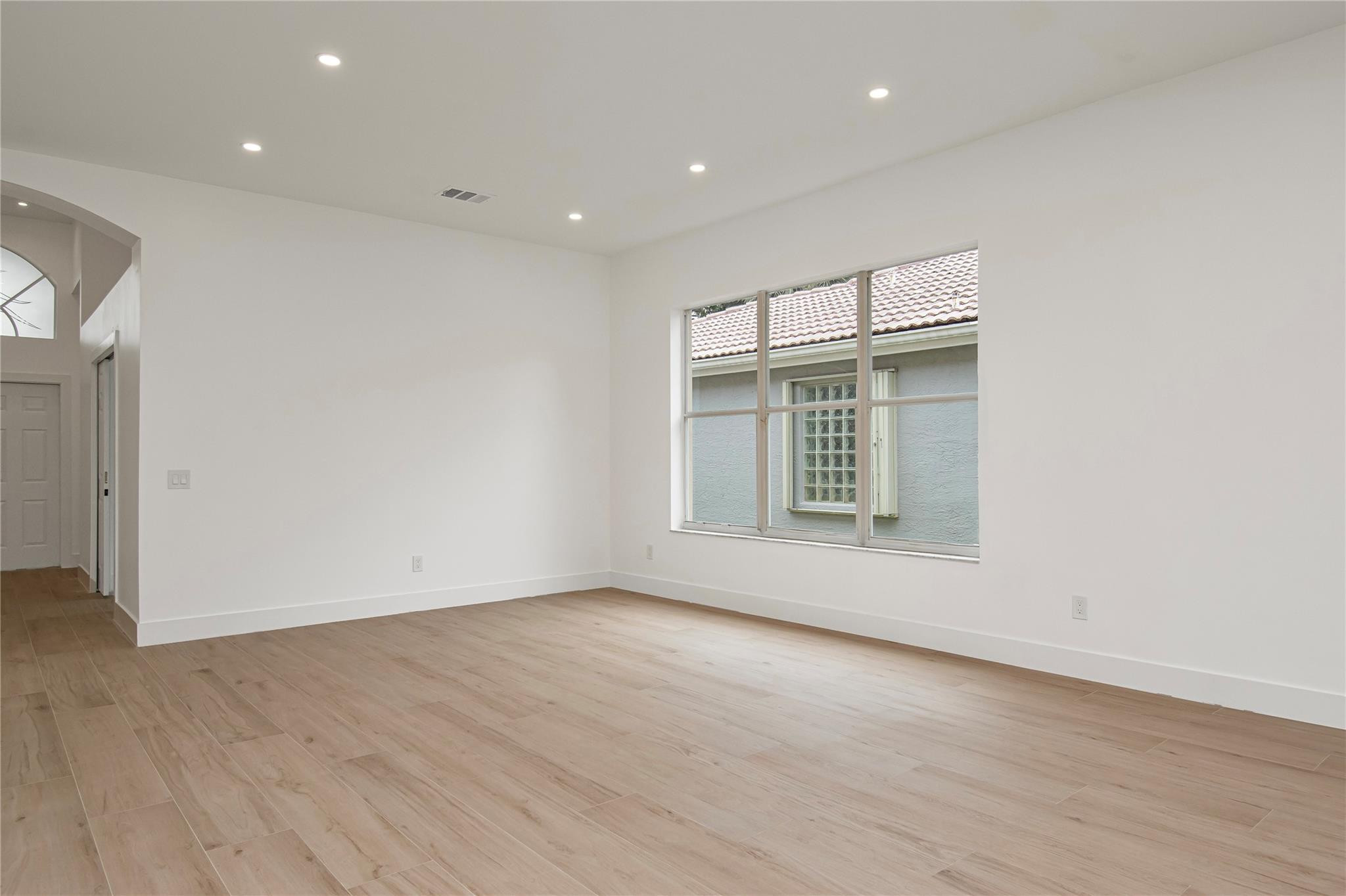 11524 Corazon Boynton Beach, FL 33437