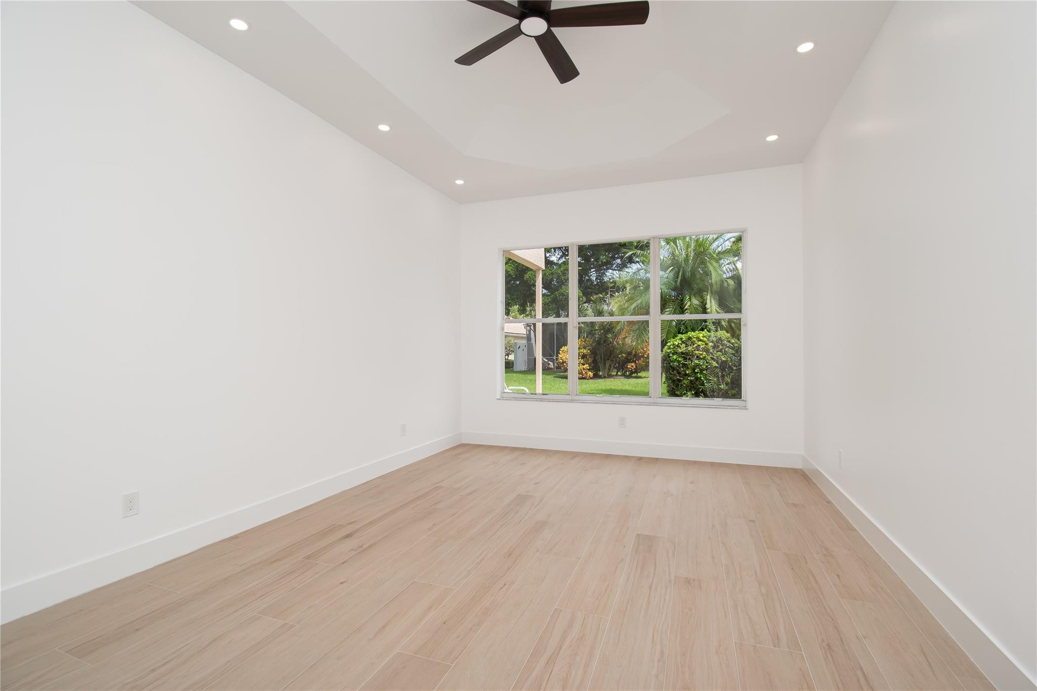 11524 Corazon Boynton Beach, FL 33437