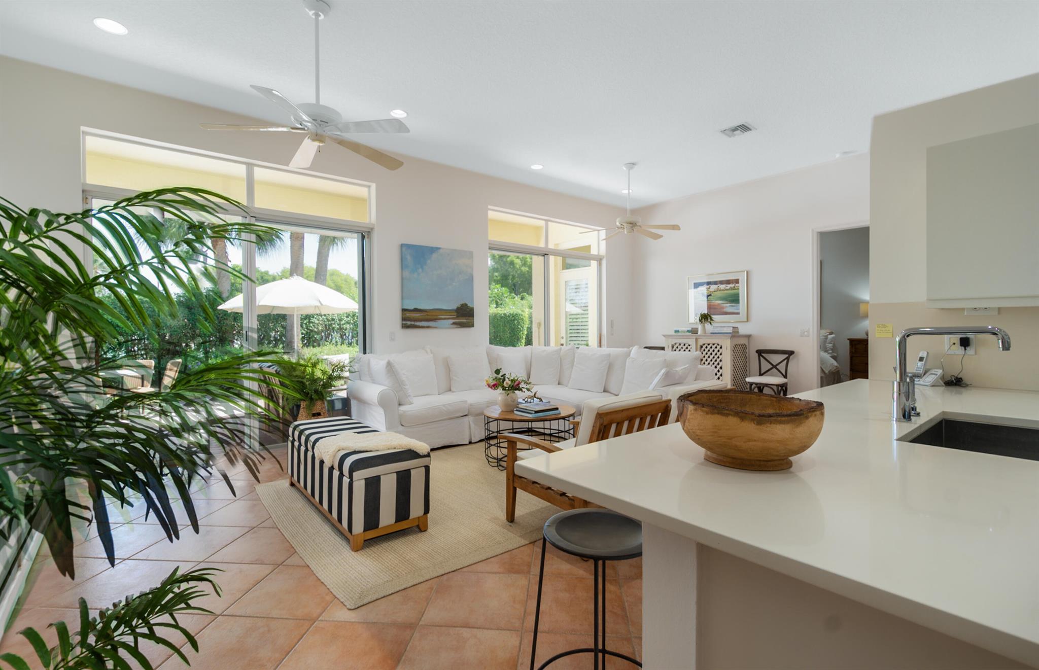 5151 Ventura Dr