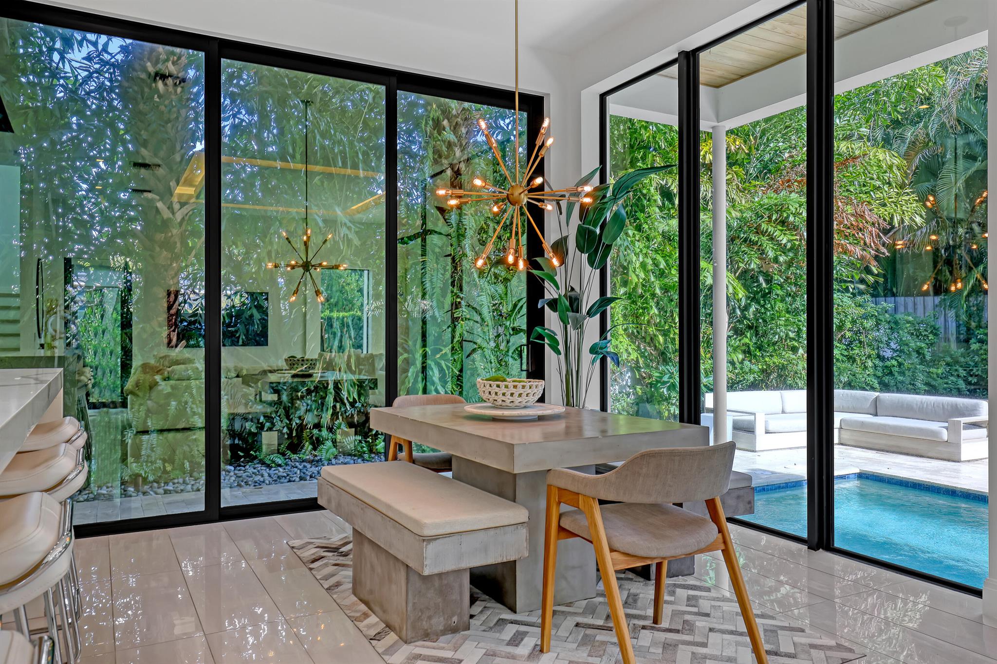 703 NE 5th St Delray Beach, FL 33483