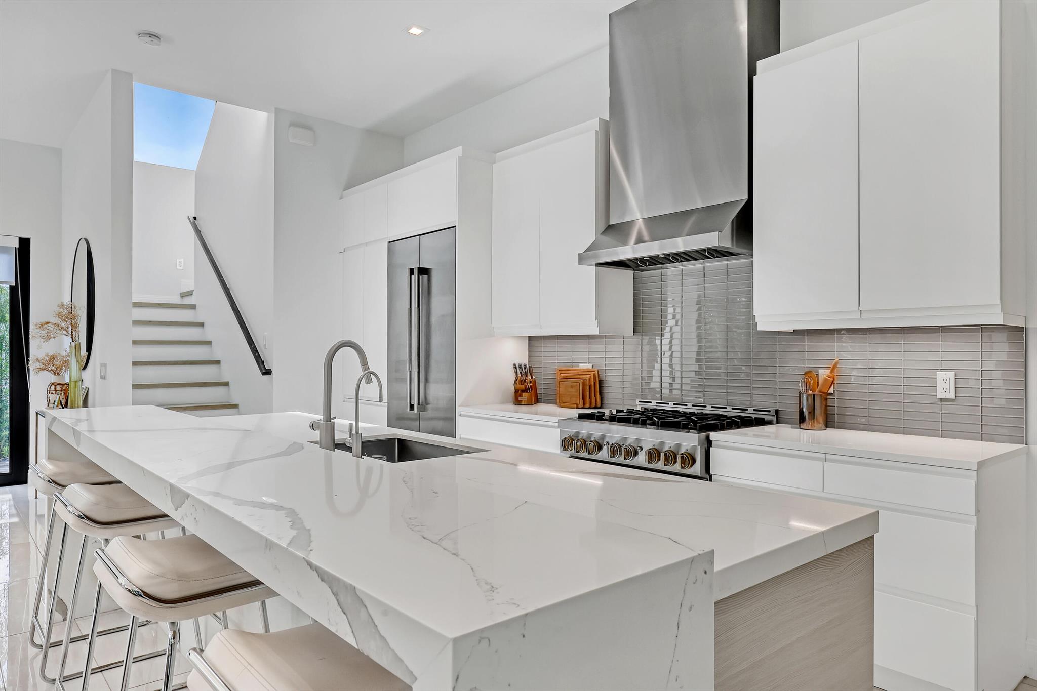 703 NE 5th St Delray Beach, FL 33483