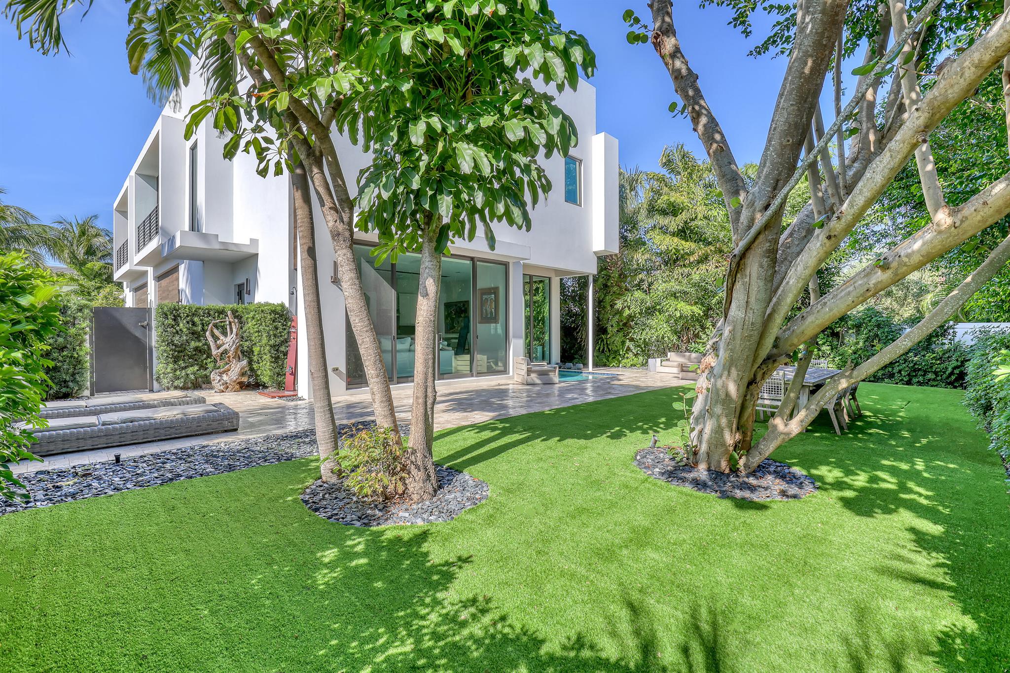 703 NE 5th St Delray Beach, FL 33483