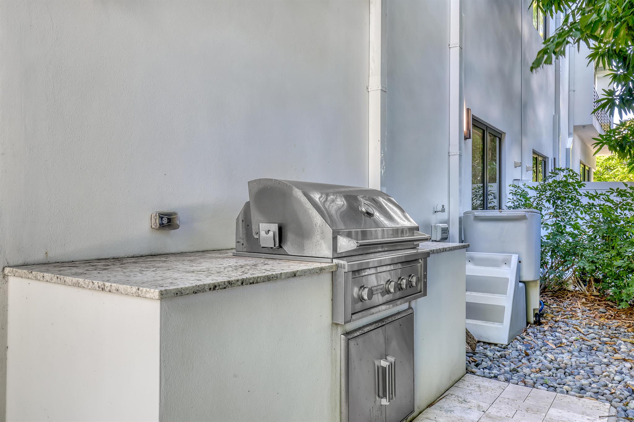 703 NE 5th St Delray Beach, FL 33483