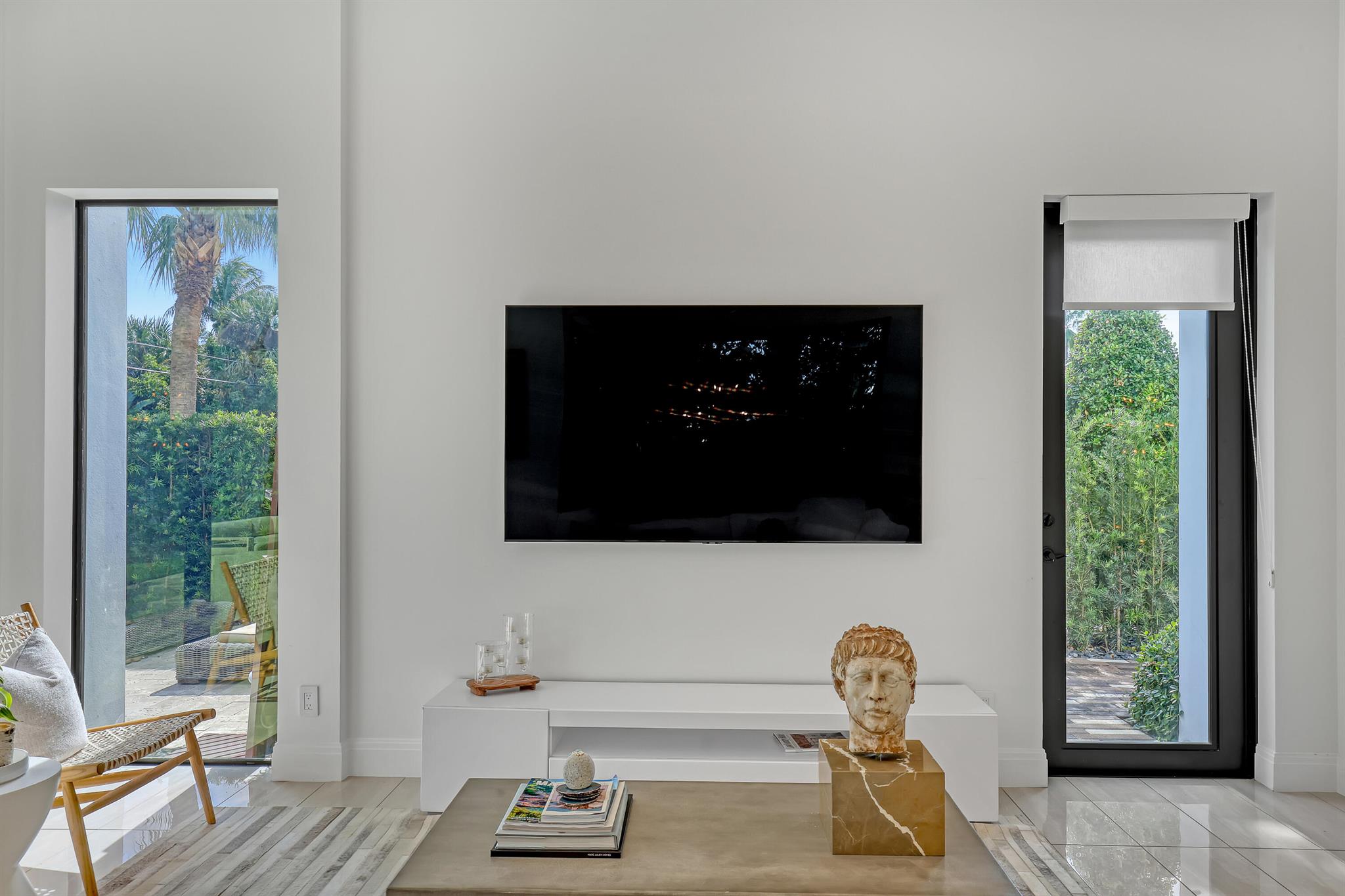 703 NE 5th St Delray Beach, FL 33483