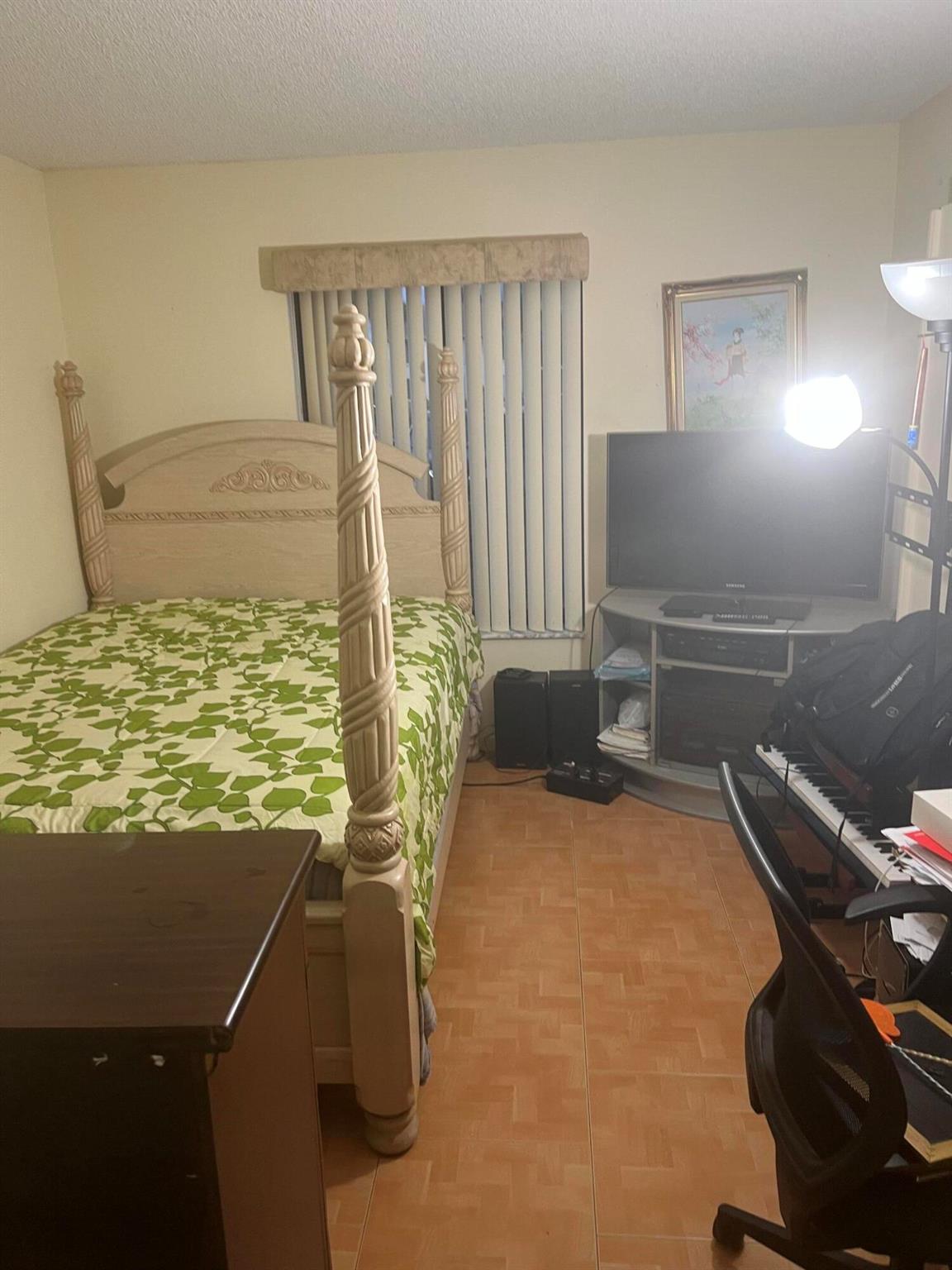 1115 Green Pine Blvd #H1 West Palm Beach, FL 33409