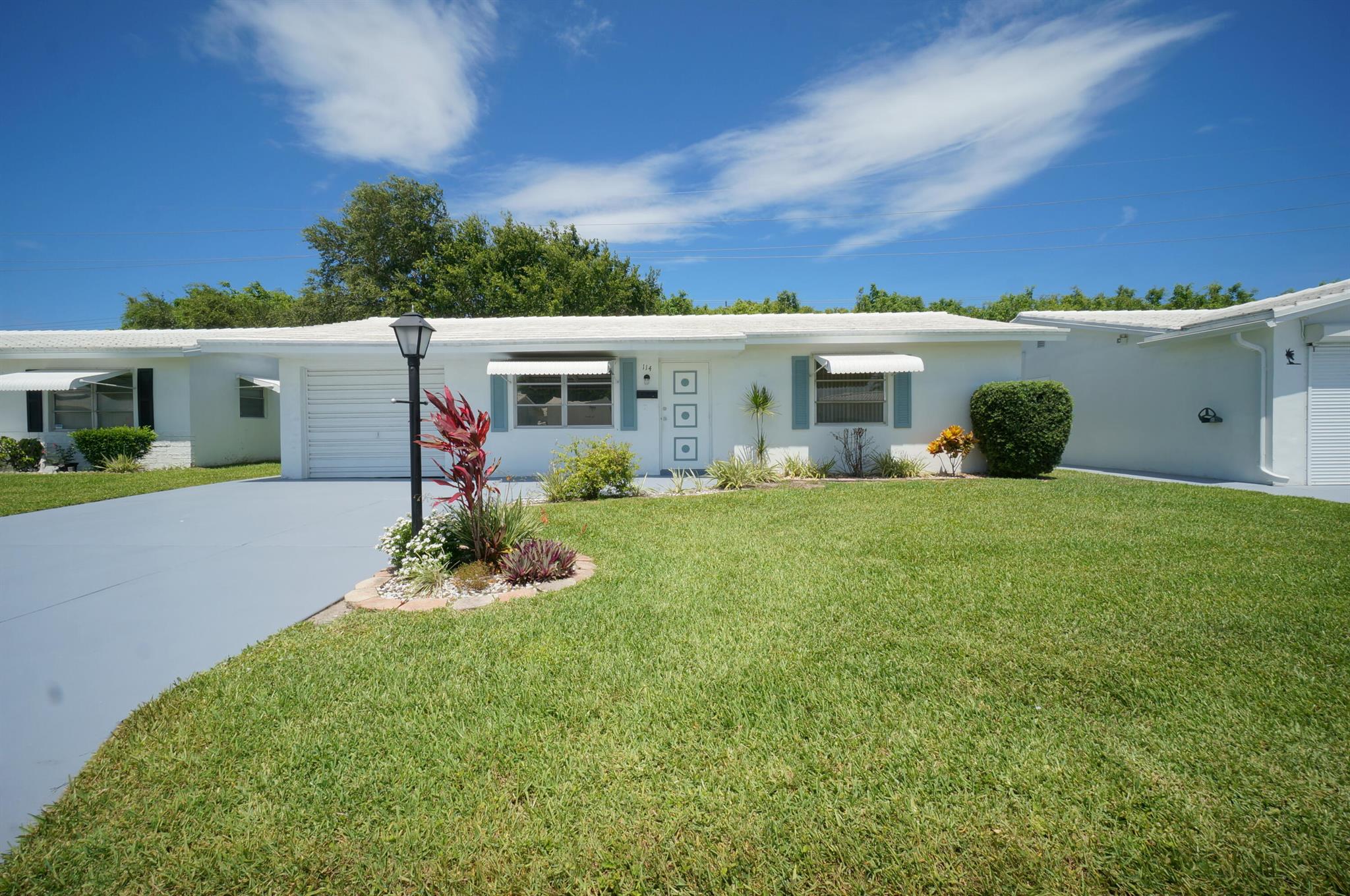 114 SW 8th Pl