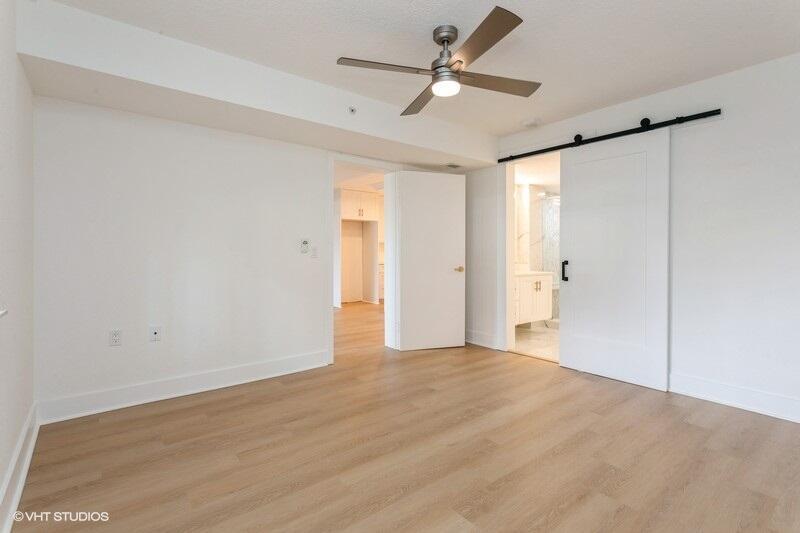 601 Seafarer Cir #101 Jupiter, FL 33477