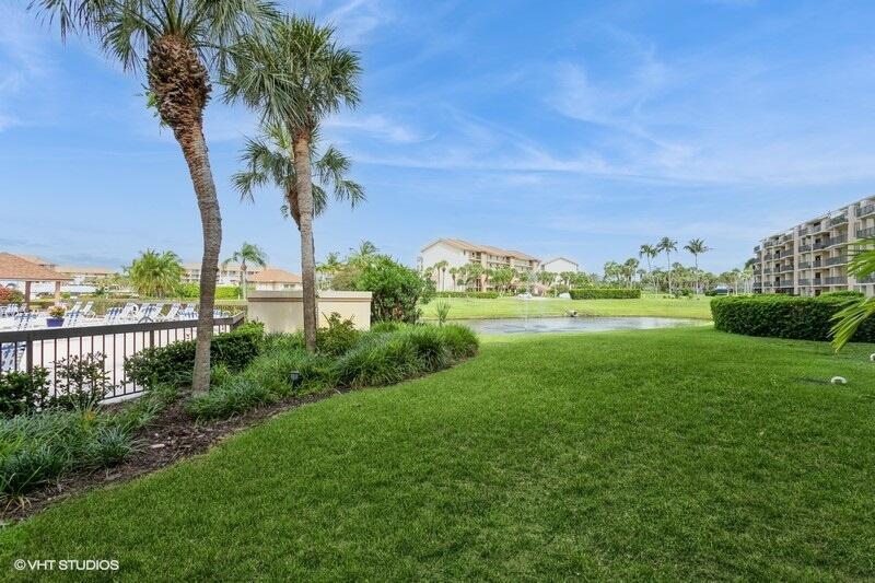 601 Seafarer Cir #101 Jupiter, FL 33477