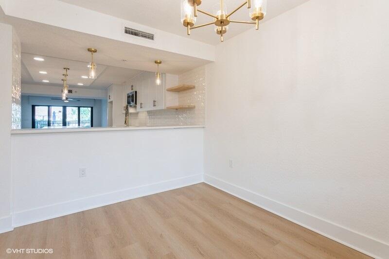 601 Seafarer Cir #101 Jupiter, FL 33477