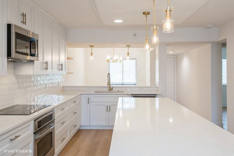 601 Seafarer Cir #101 Jupiter, FL 33477