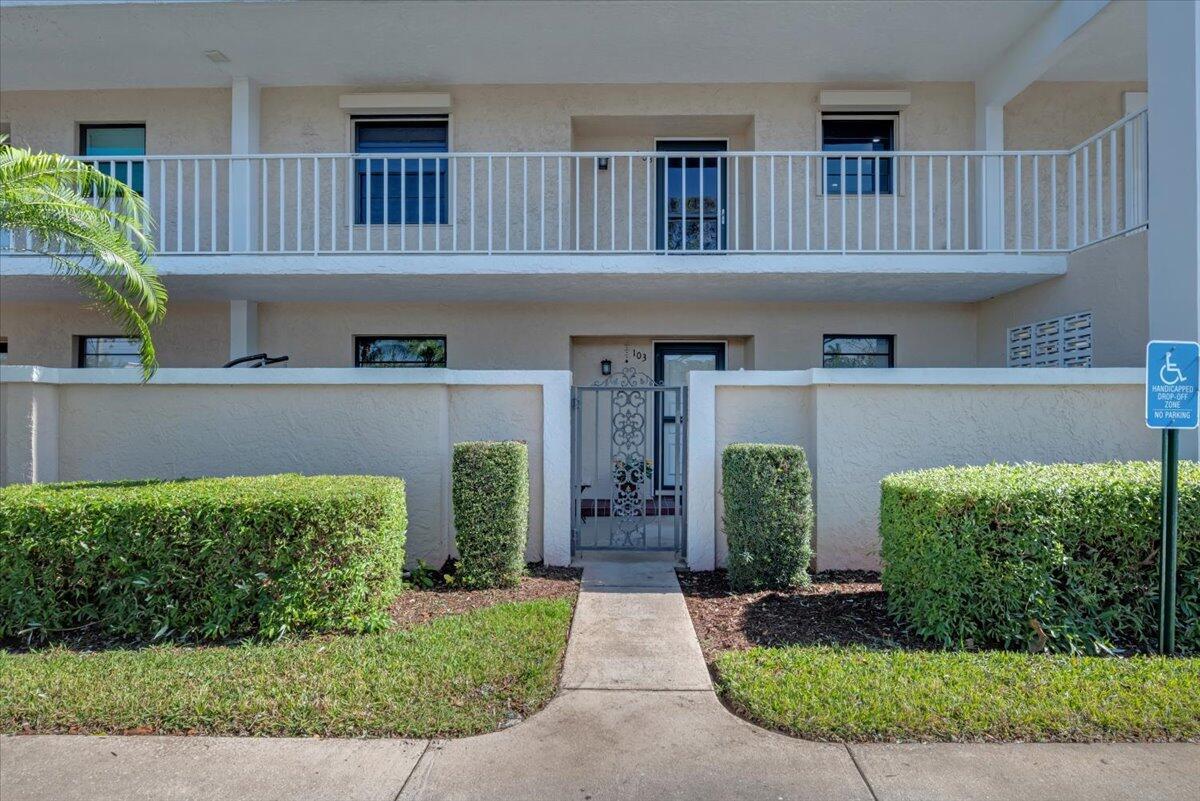300 N Highway A1a #103m