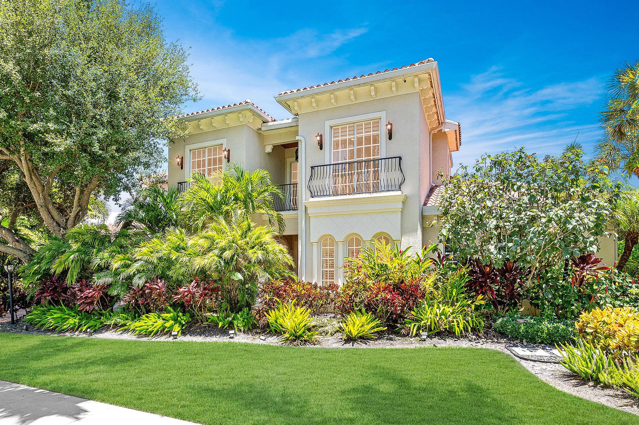 107 Nativa Cir