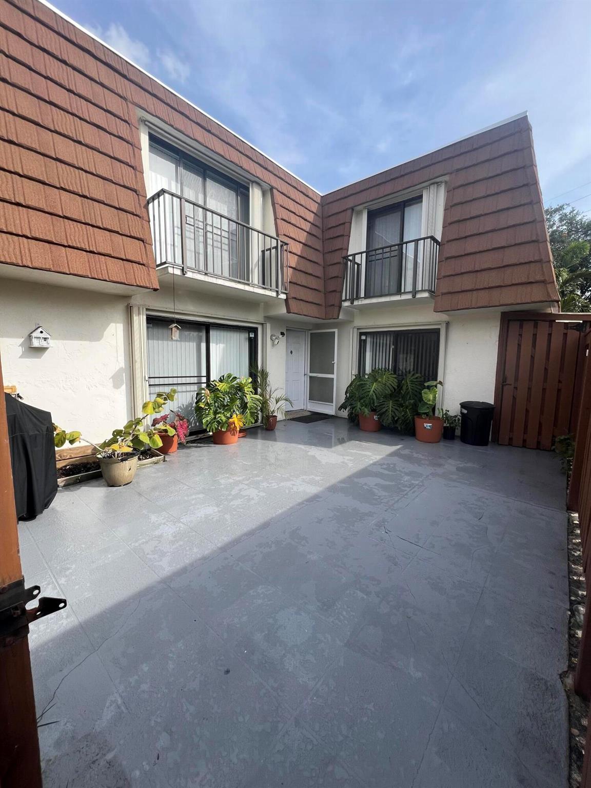 3900 County Line Rd #7a Jupiter, FL 33469