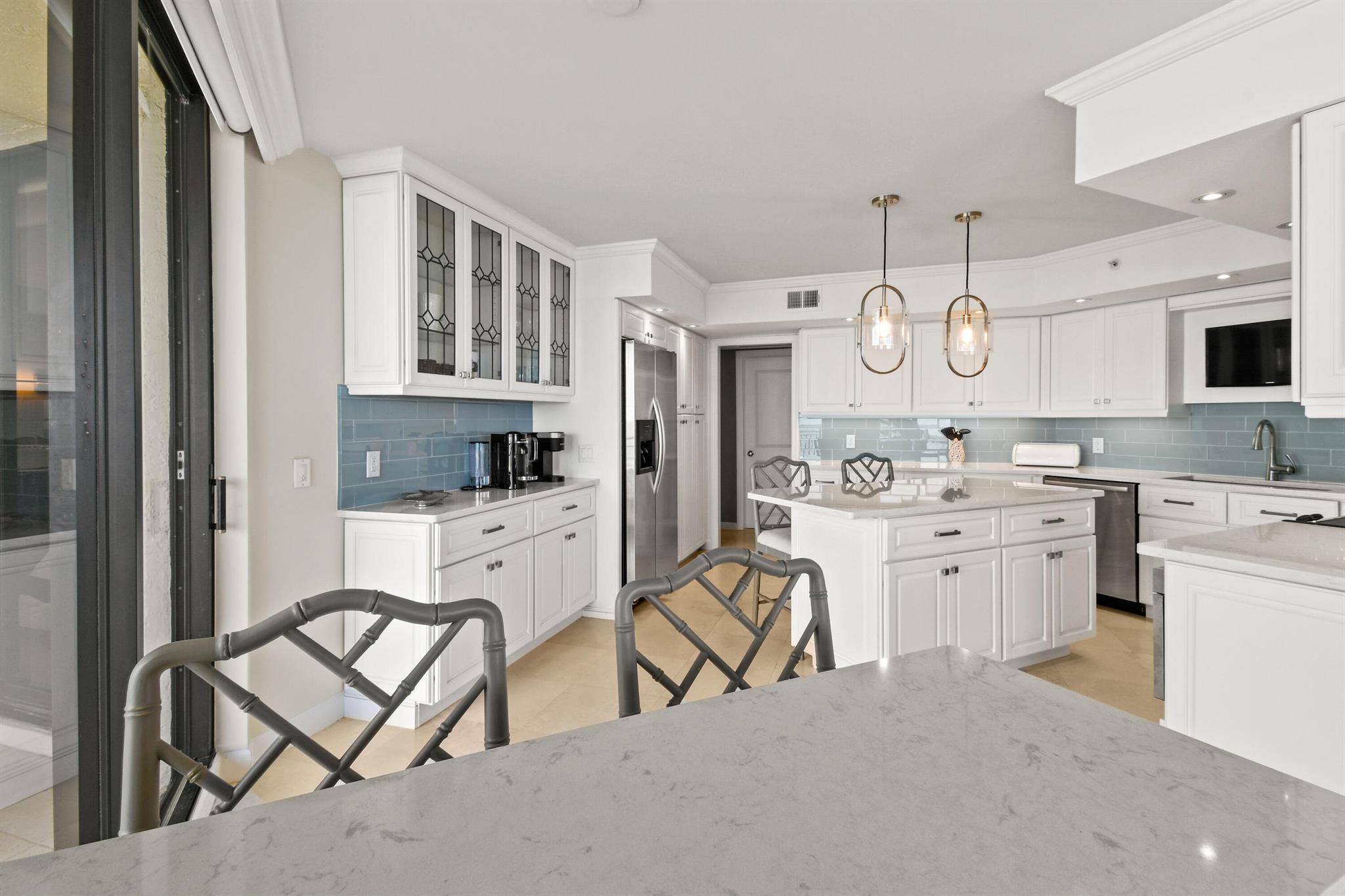 19850 Beach Rd #5a Jupiter, FL 33469