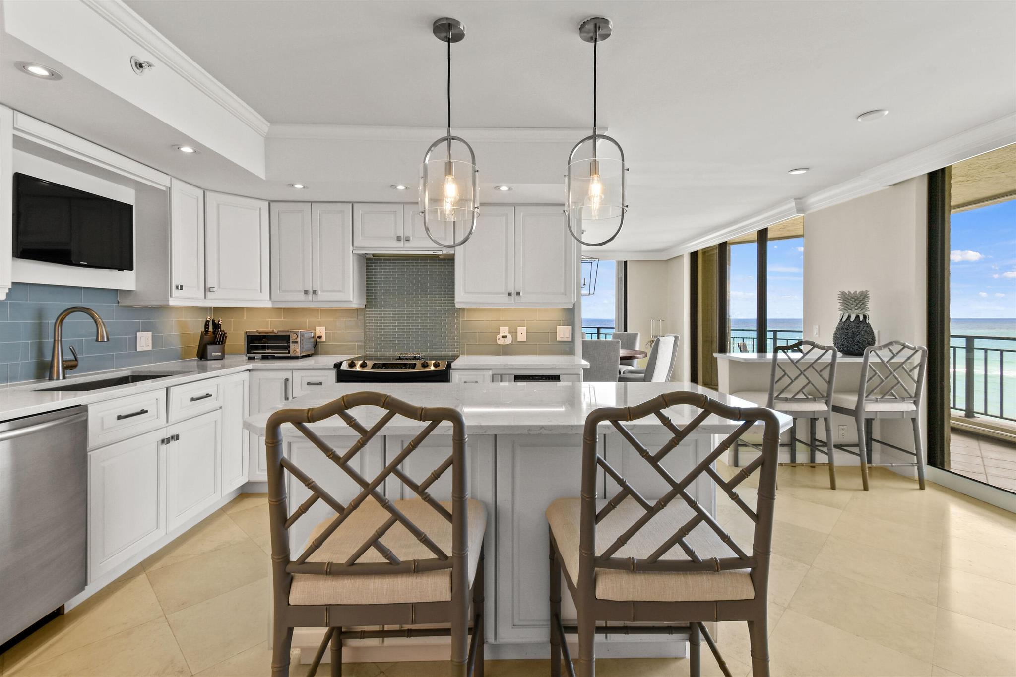 19850 Beach Rd #5a Jupiter, FL 33469