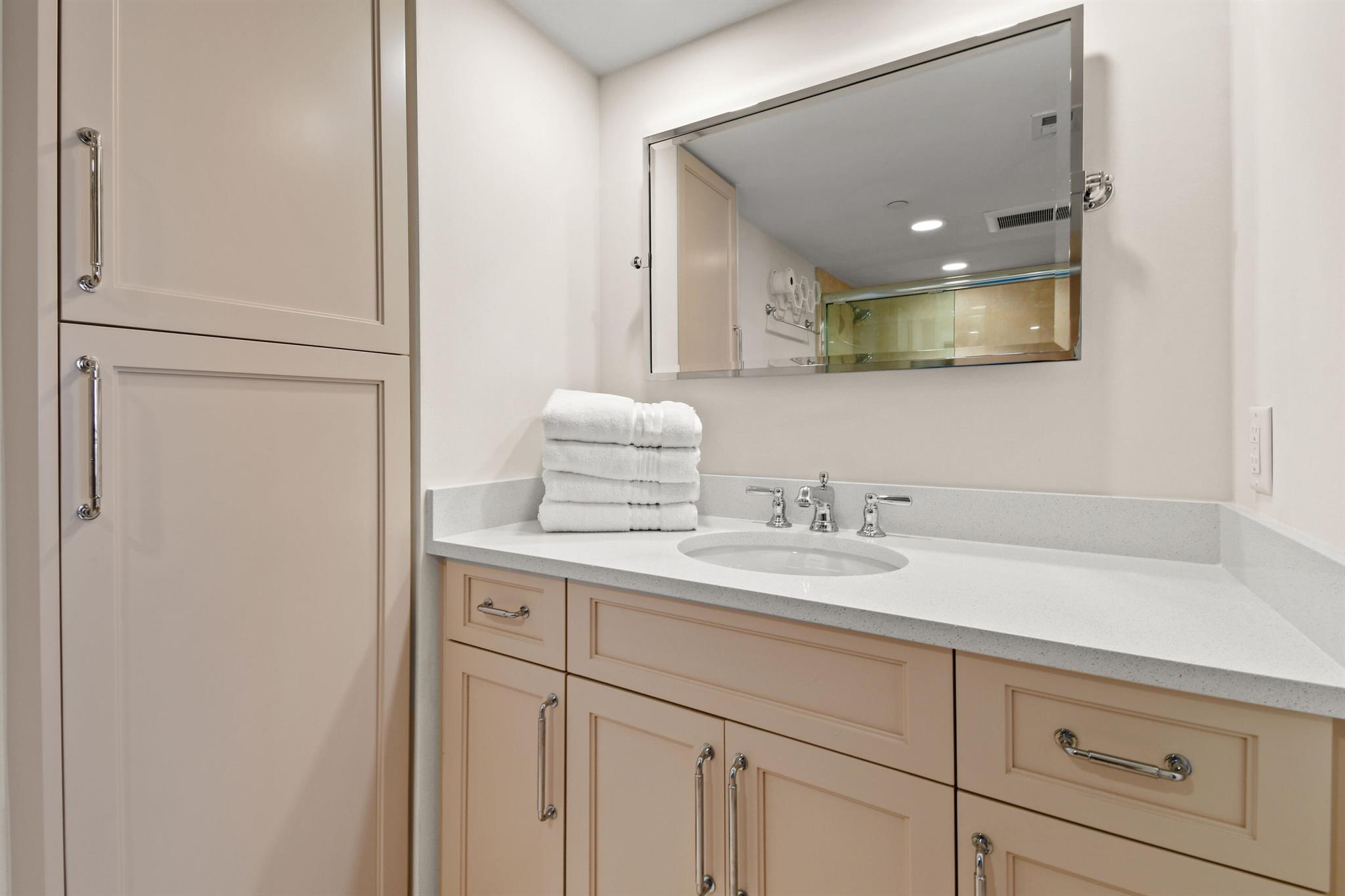 19850 Beach Rd #5a Jupiter, FL 33469