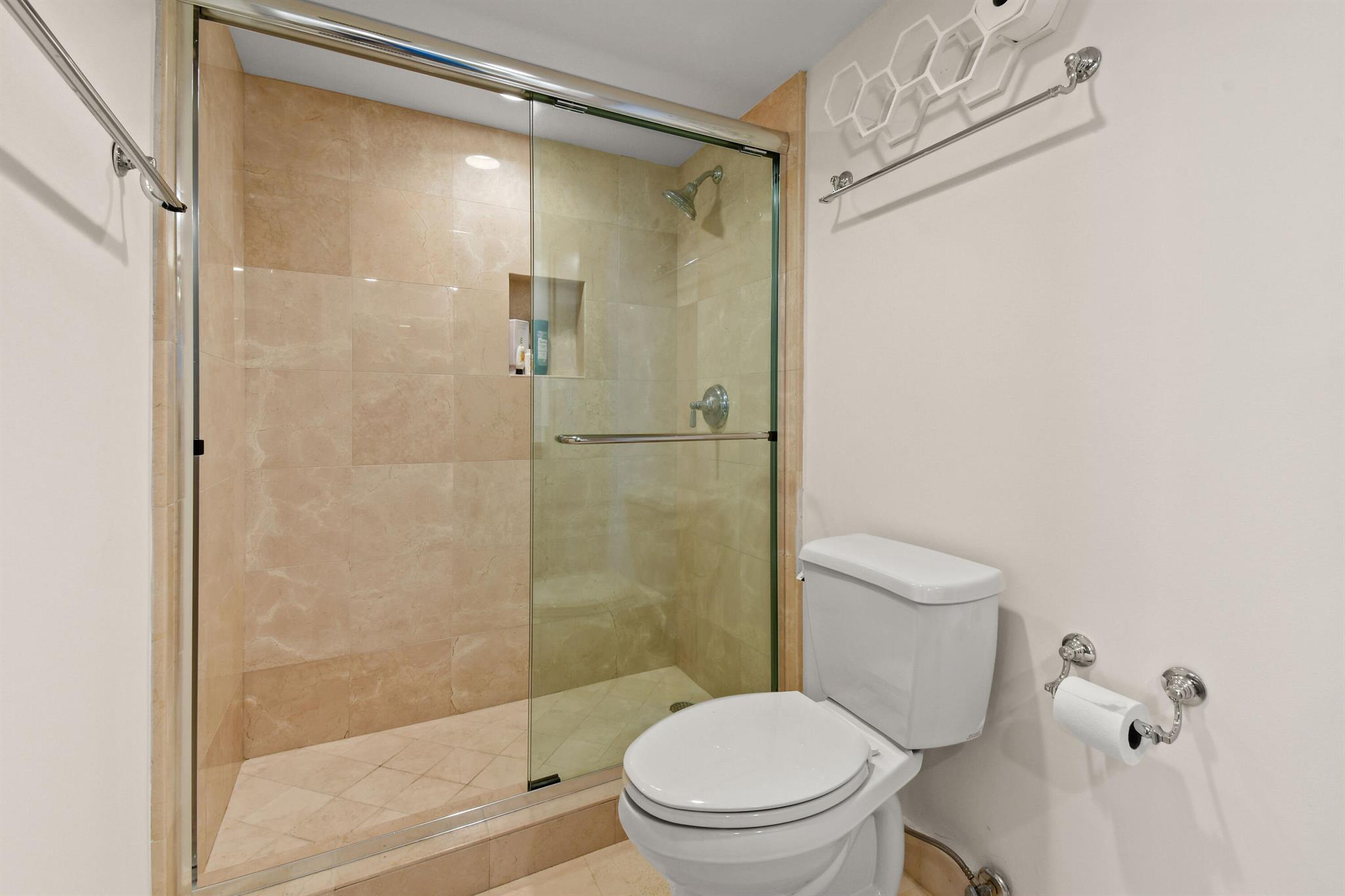 19850 Beach Rd #5a Jupiter, FL 33469