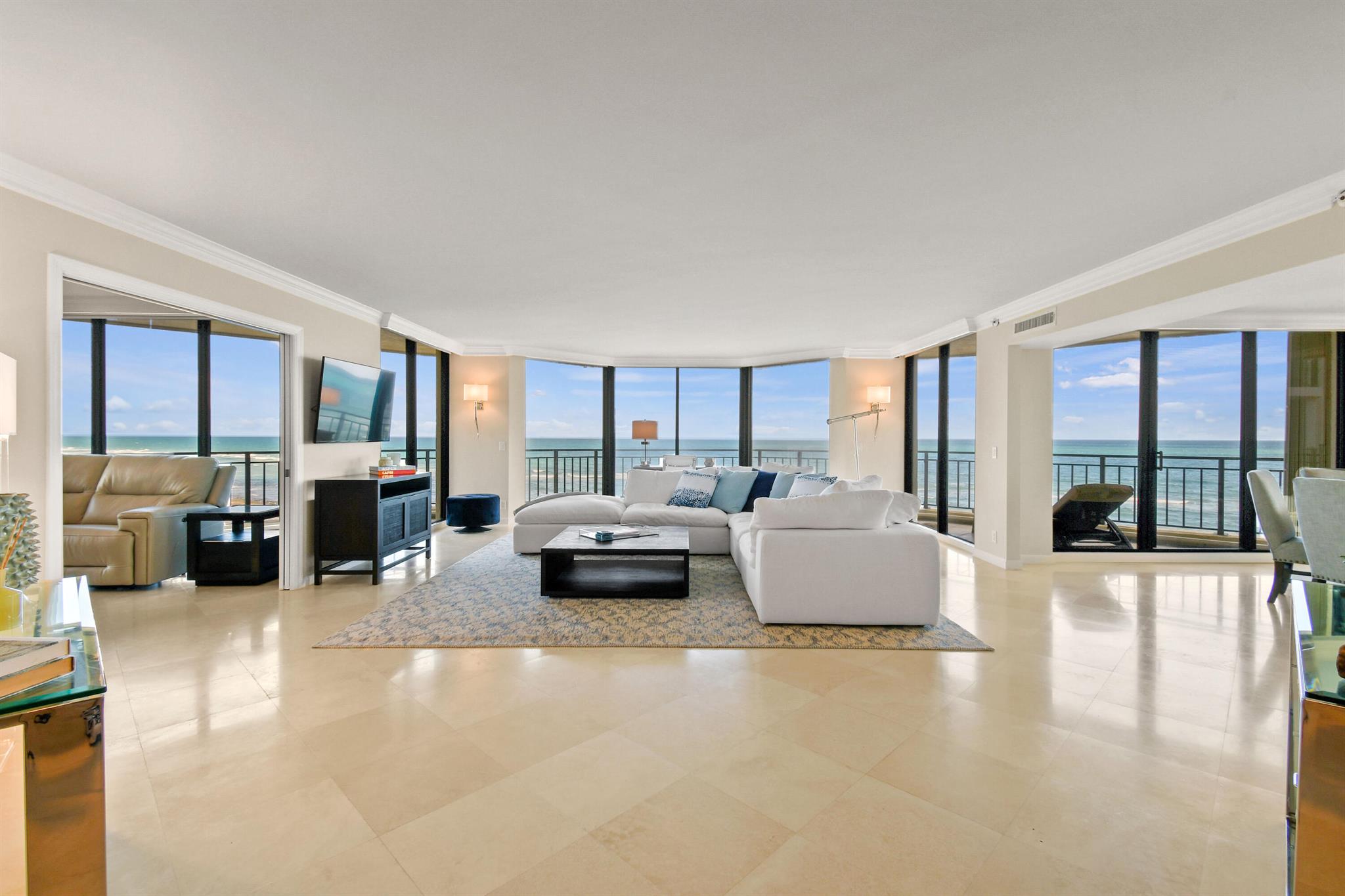 19850 Beach Rd #5a Jupiter, FL 33469