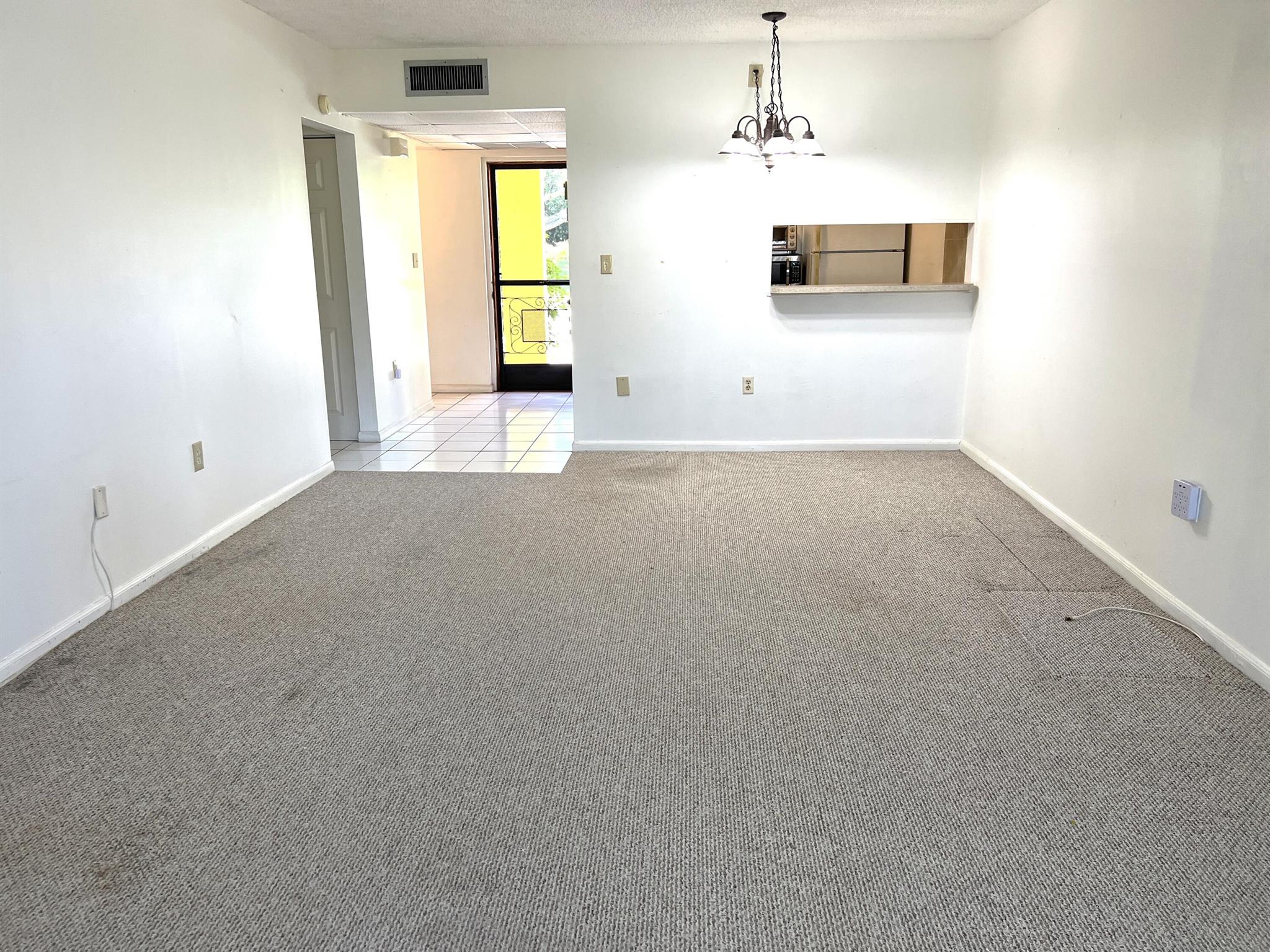 812 SW 9th St Cir #103