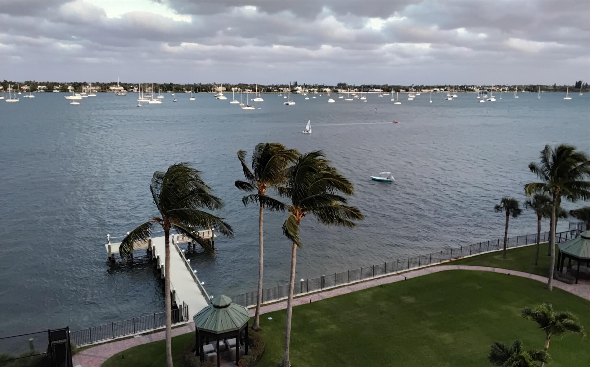 5200 N Flagler Dr #2006