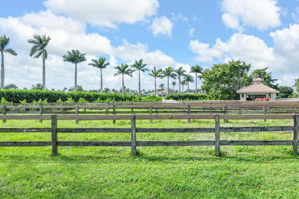 15360 Estancia Ln Wellington, FL 33414