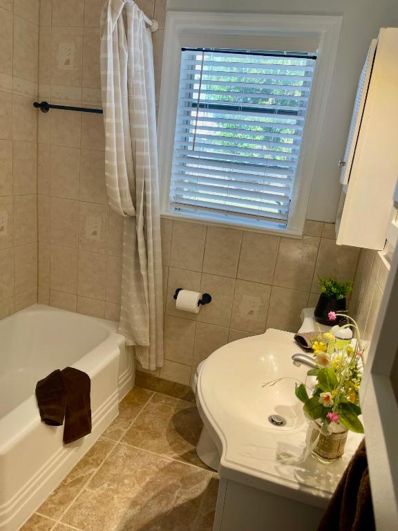 526 Worthmore Dr Lake Worth Beach, FL 33460