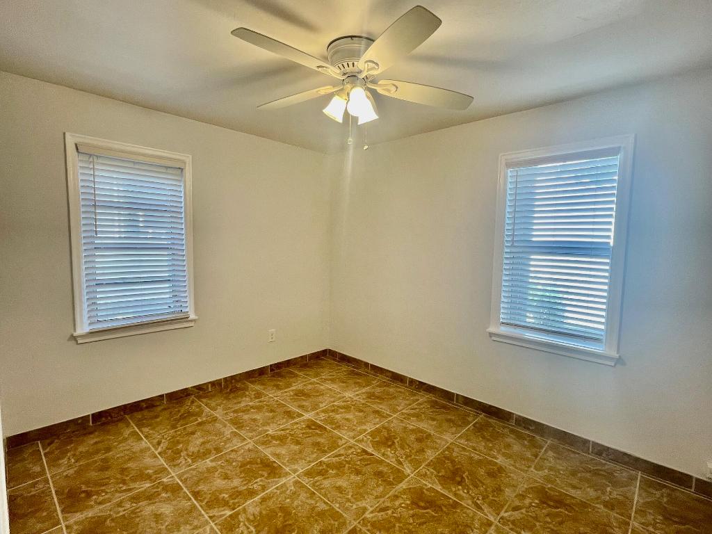 526 Worthmore Dr Lake Worth Beach, FL 33460