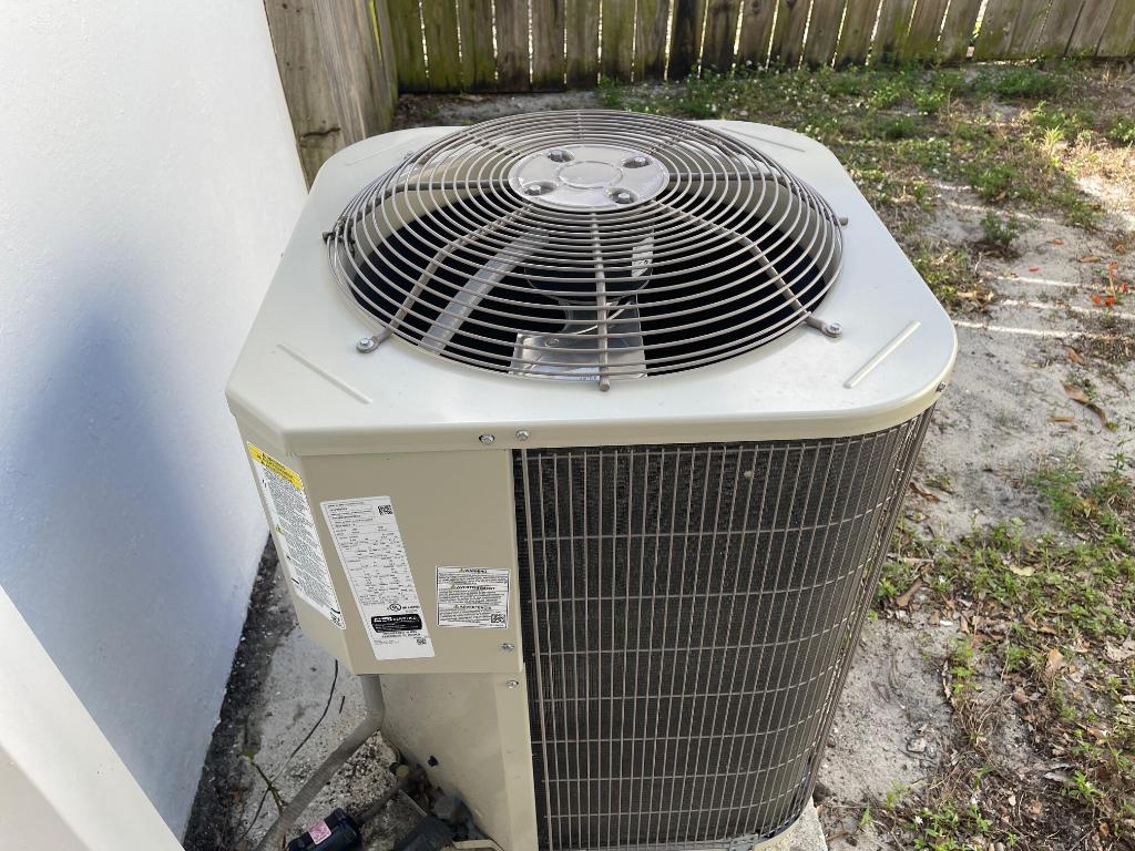 526 Worthmore Dr Lake Worth Beach, FL 33460