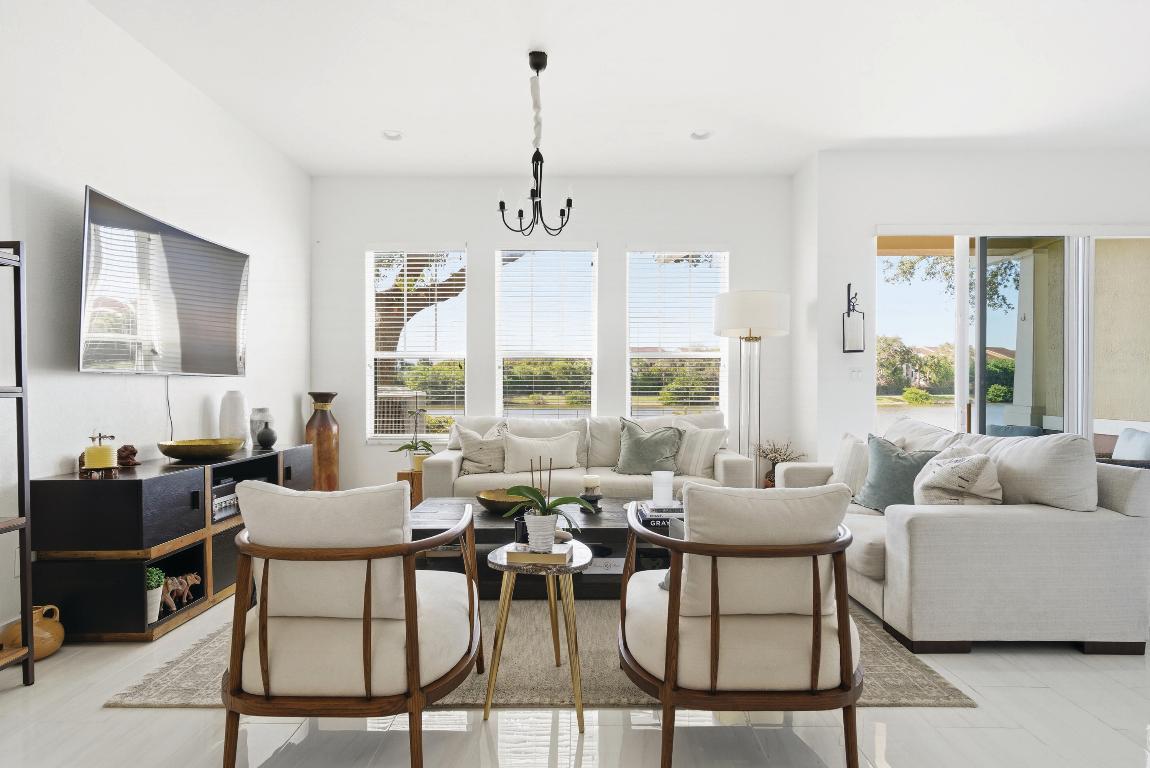 855 Marina Del Ray #3