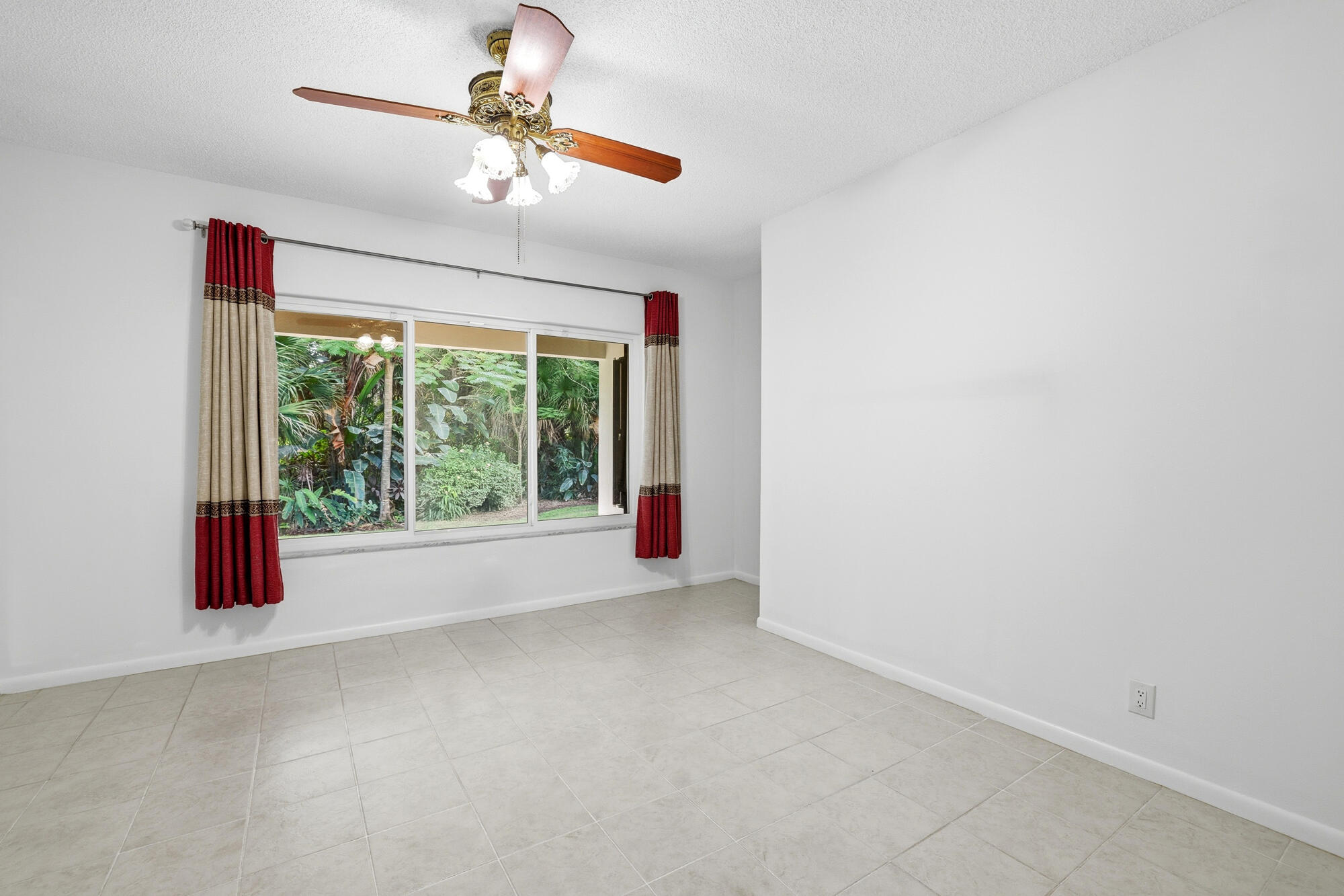 8785 Thousand Pines West Palm Beach, FL 33411