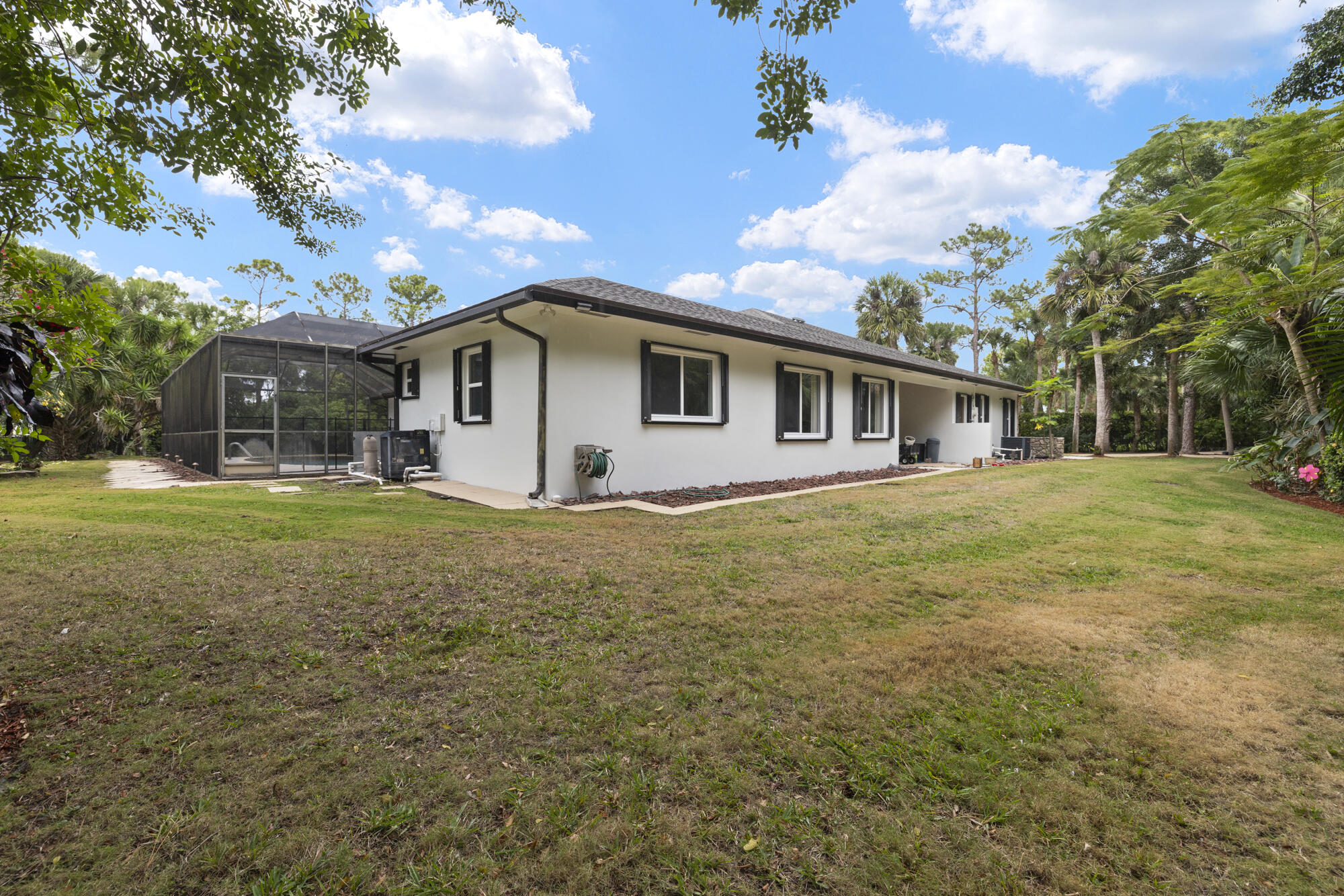 8785 Thousand Pines West Palm Beach, FL 33411