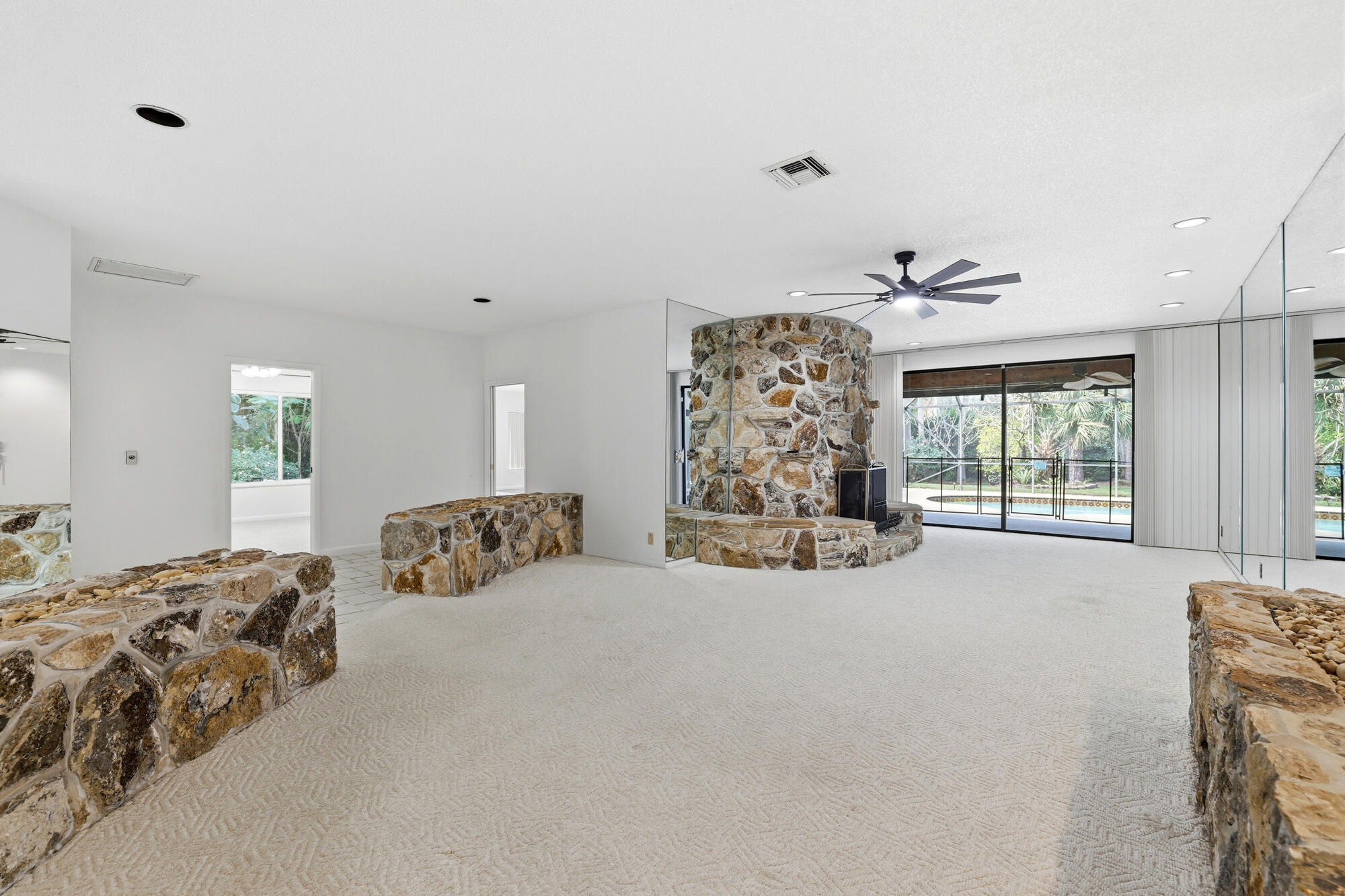 8785 Thousand Pines West Palm Beach, FL 33411