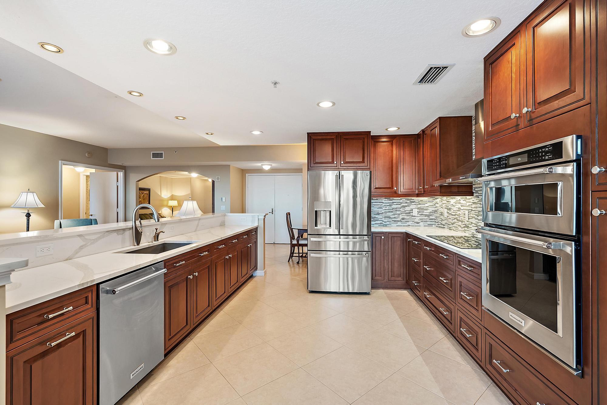 700 Ocean Royale #302 Juno Beach, FL 33408