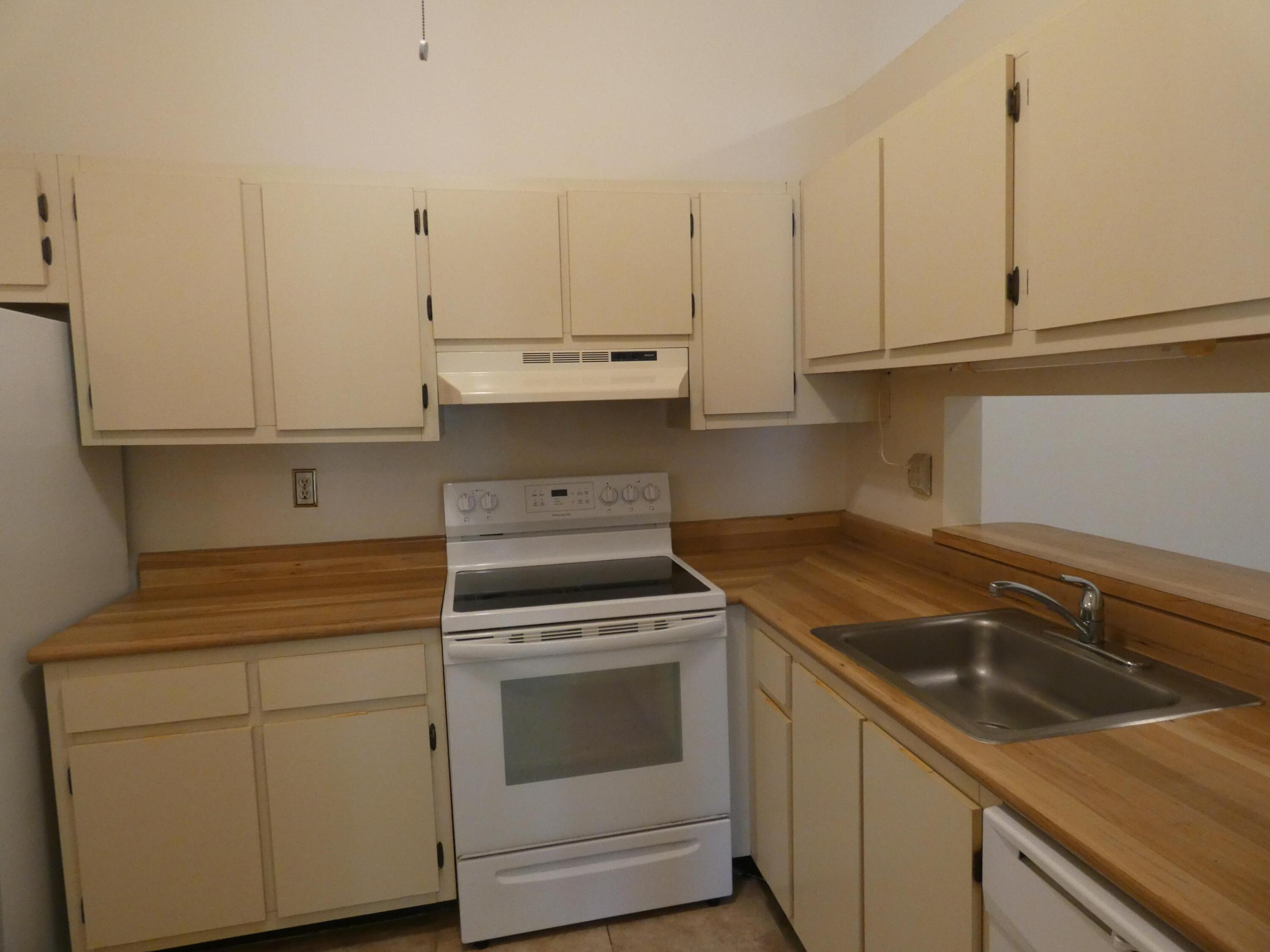 6495 SE Chasewood #E Jupiter, FL 33458