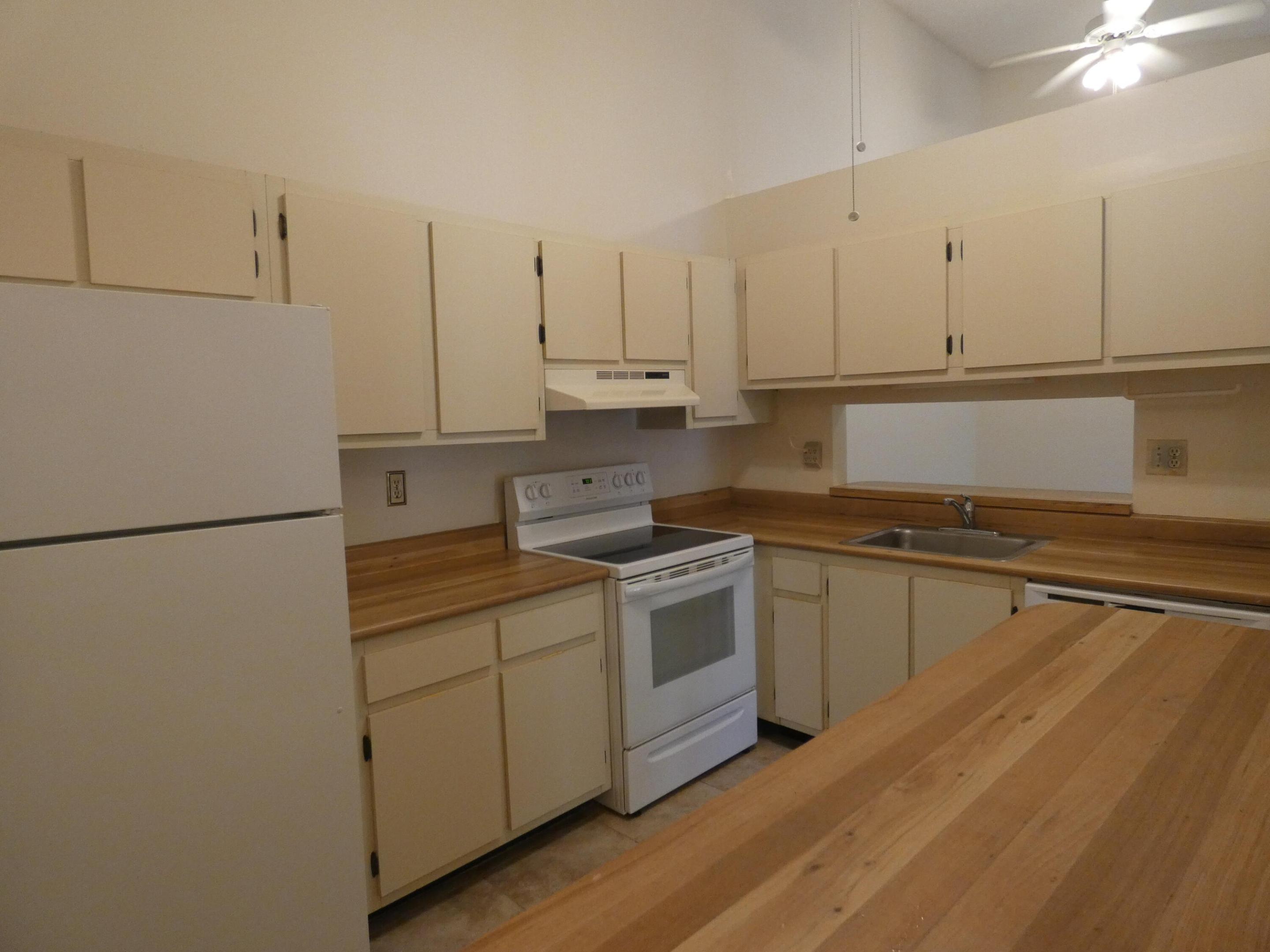 6495 SE Chasewood #E Jupiter, FL 33458