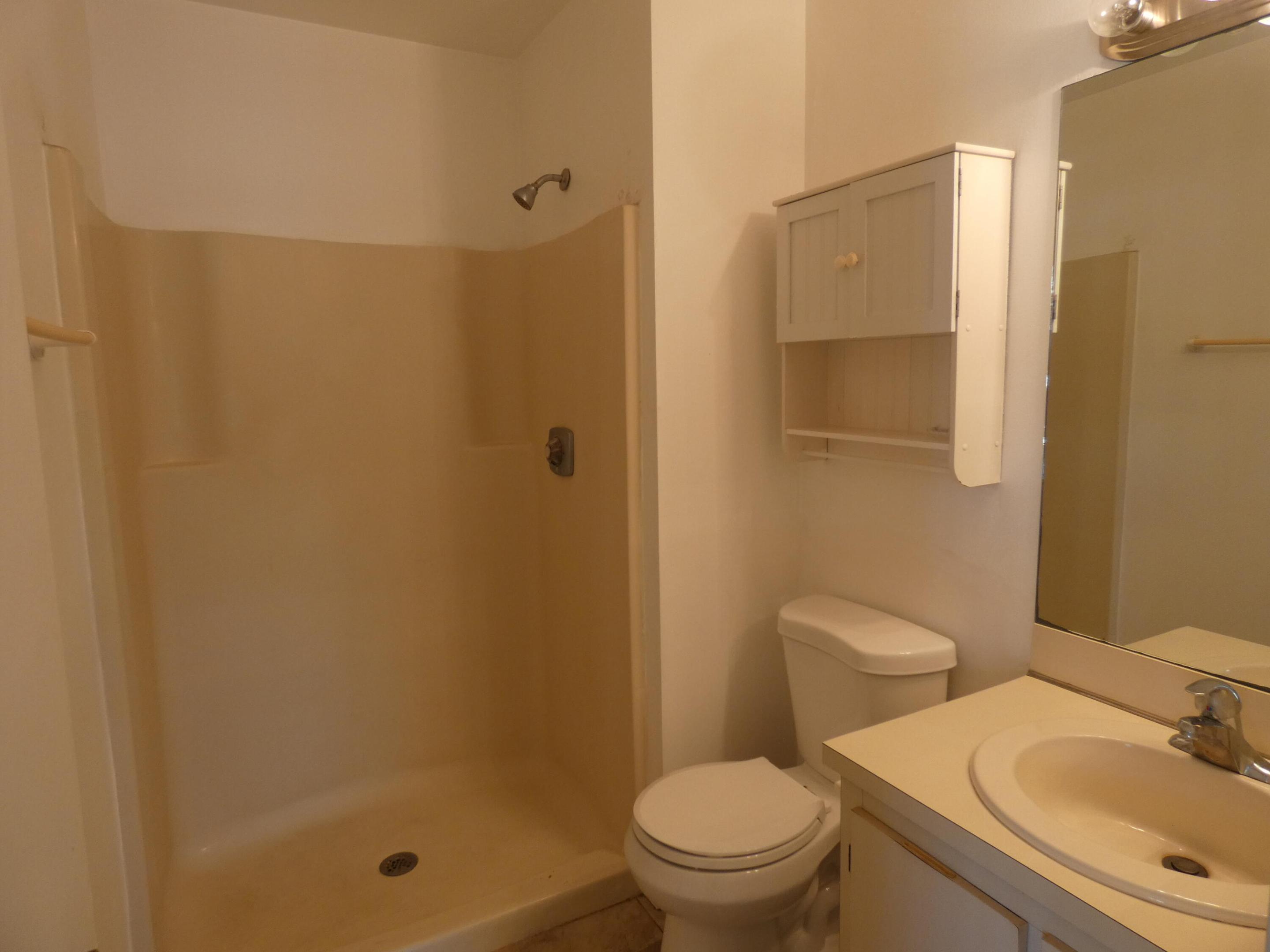 6495 SE Chasewood #E Jupiter, FL 33458