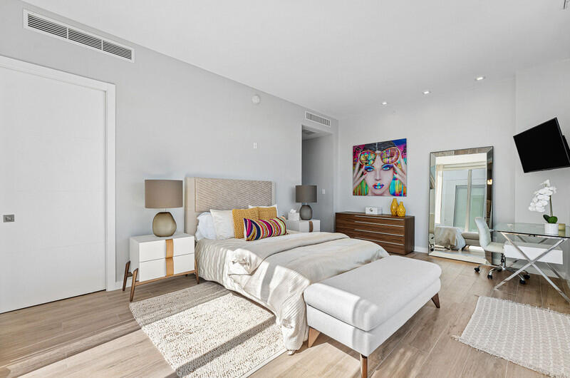 41 Isle Of Venice #Ph 502 Fort Lauderdale, FL 33301