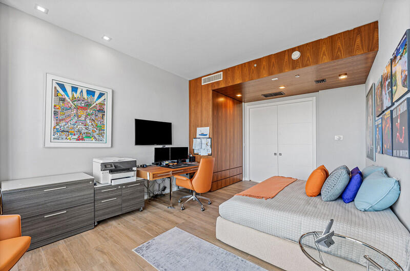 41 Isle Of Venice #Ph 502 Fort Lauderdale, FL 33301